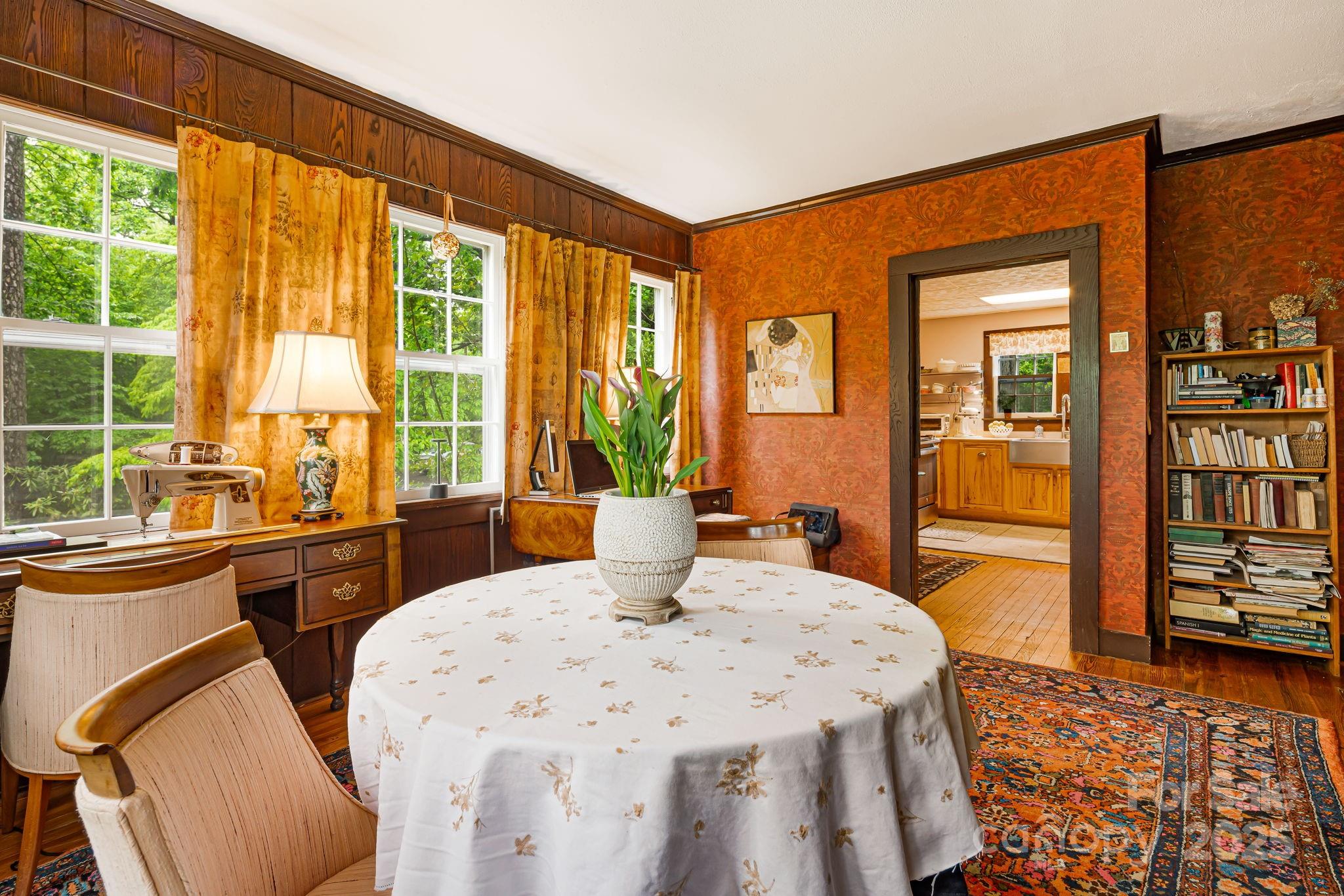 main property photo 16