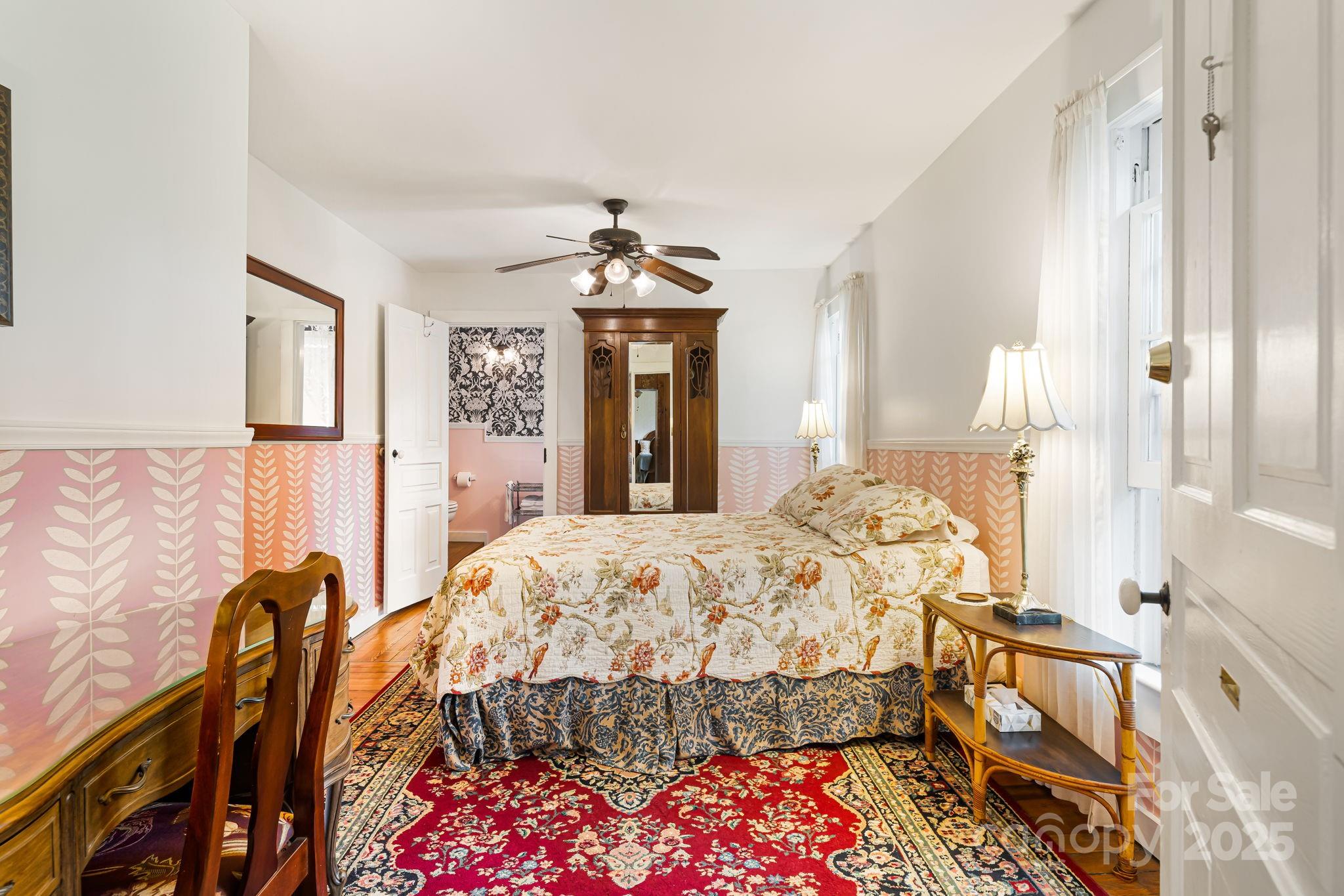 main property photo 35