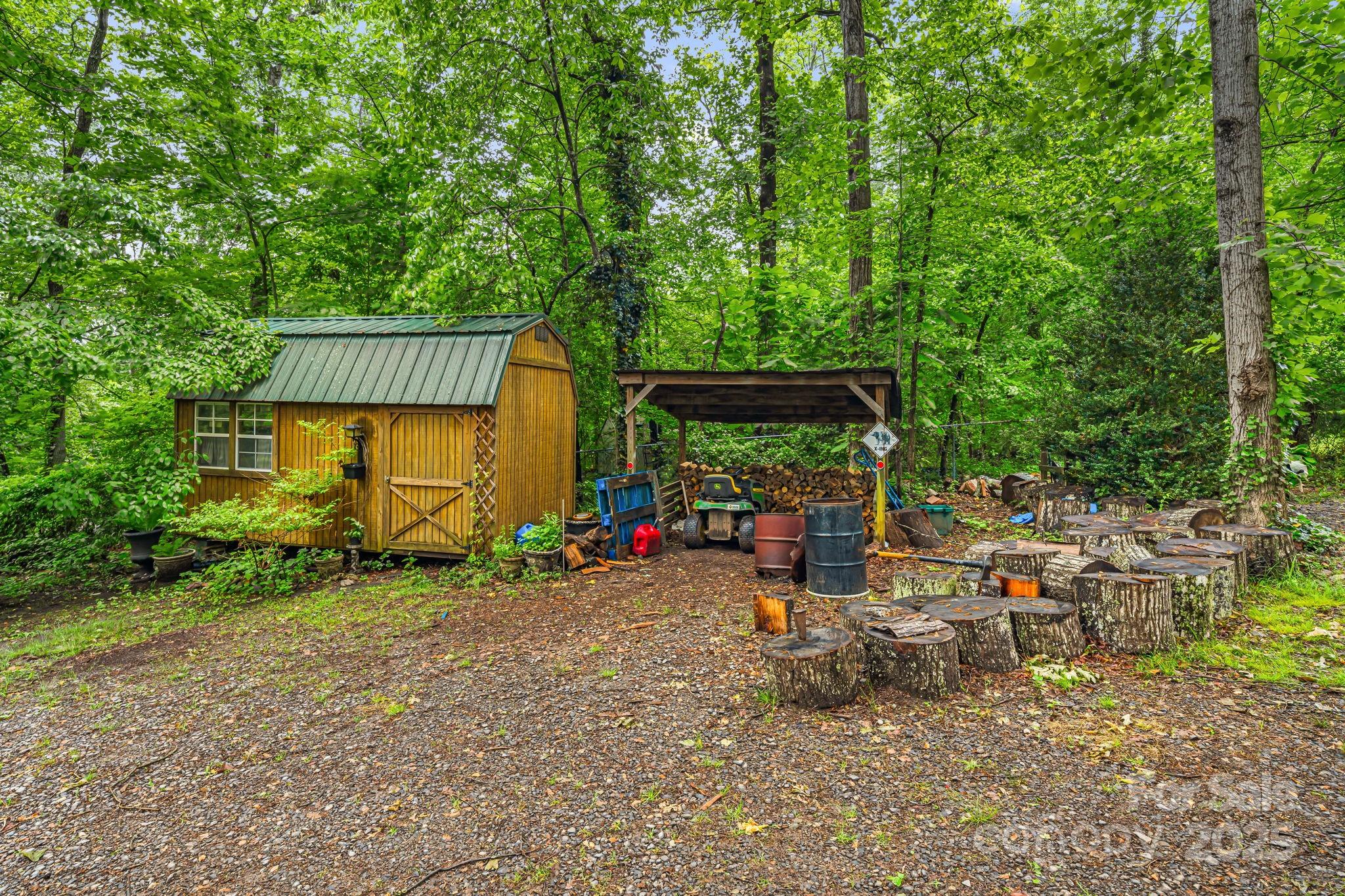 main property photo 43
