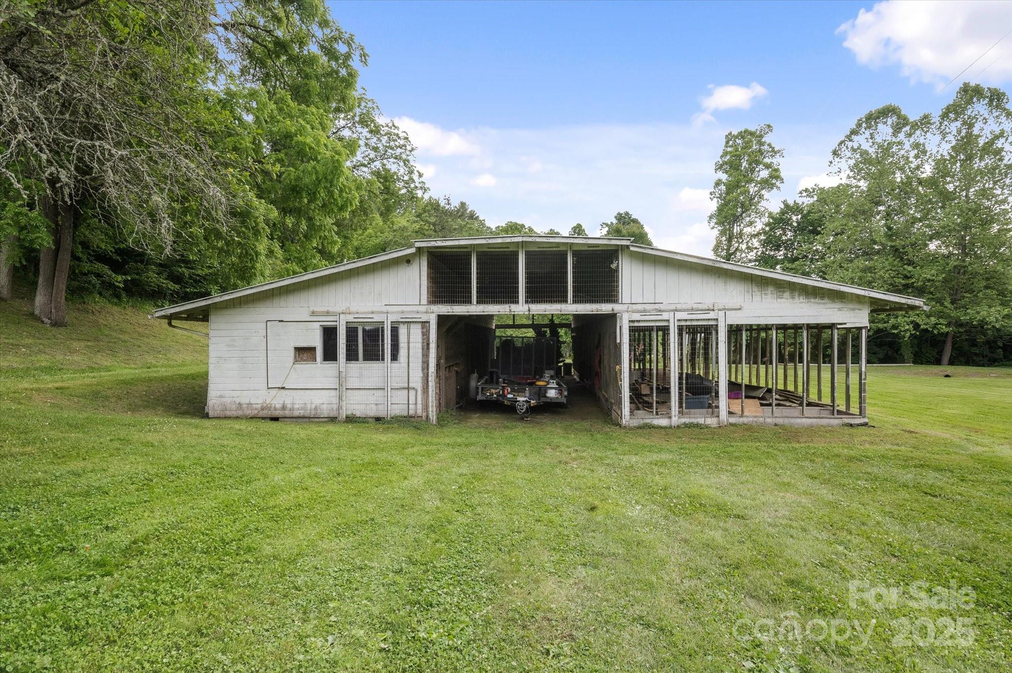 main property photo 35
