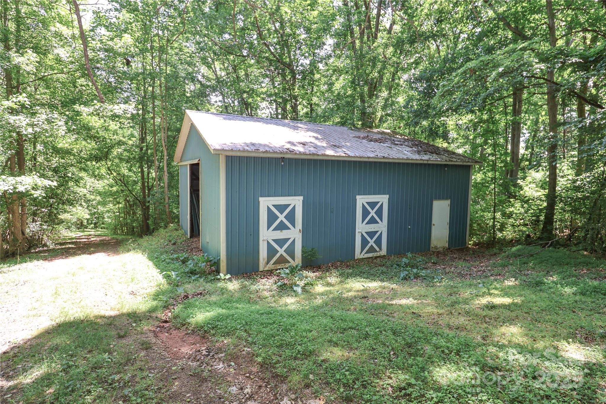 main property photo 42