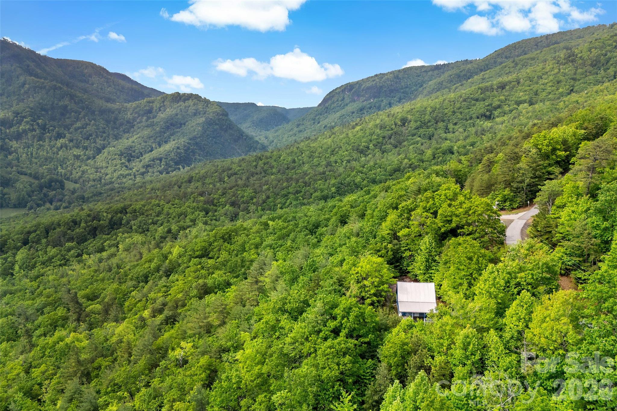 main property photo 28