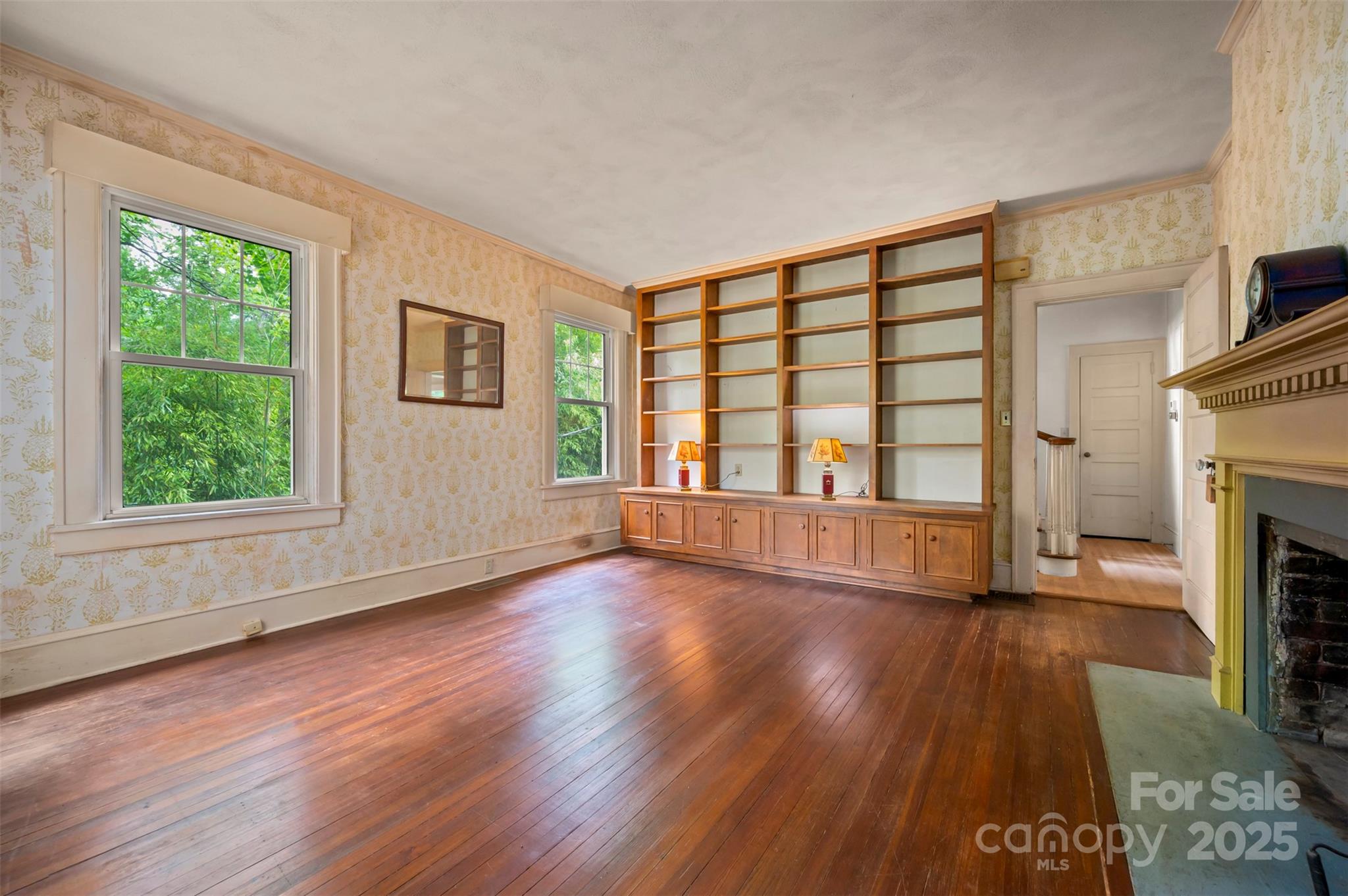 main property photo 13