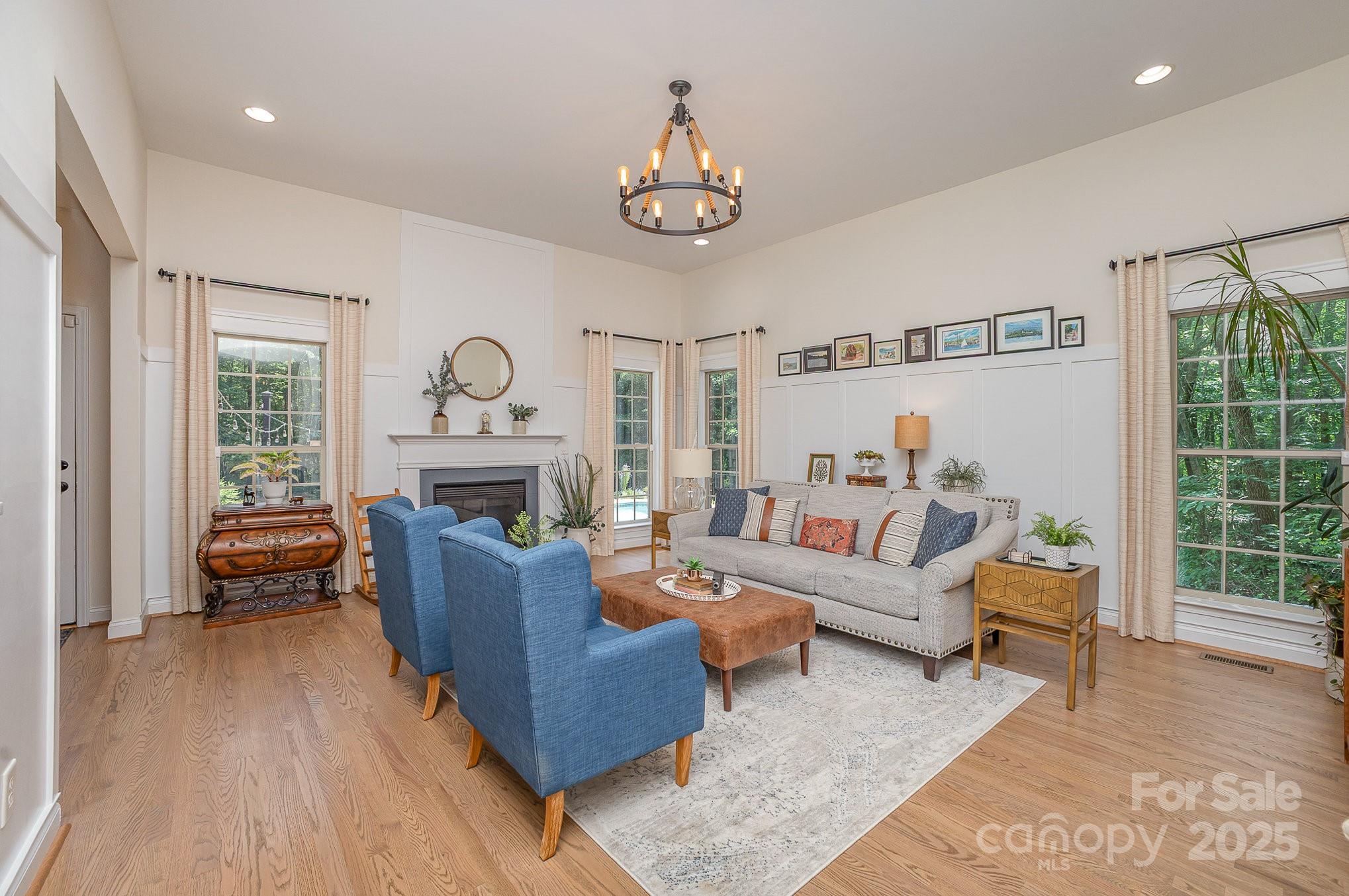 property viewer photo 10