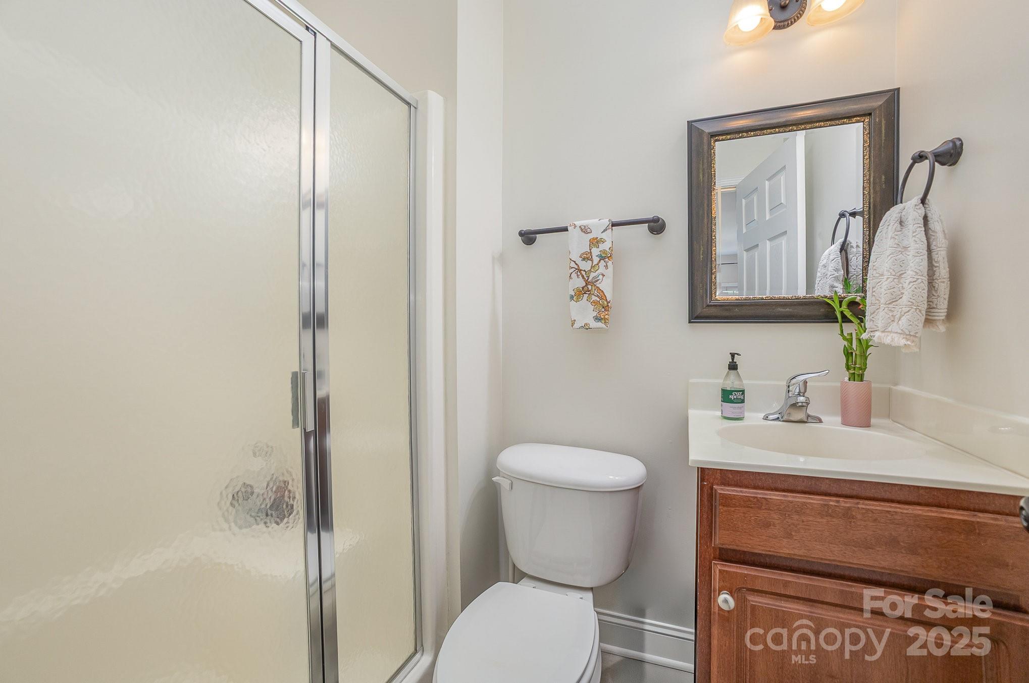 property viewer photo 19