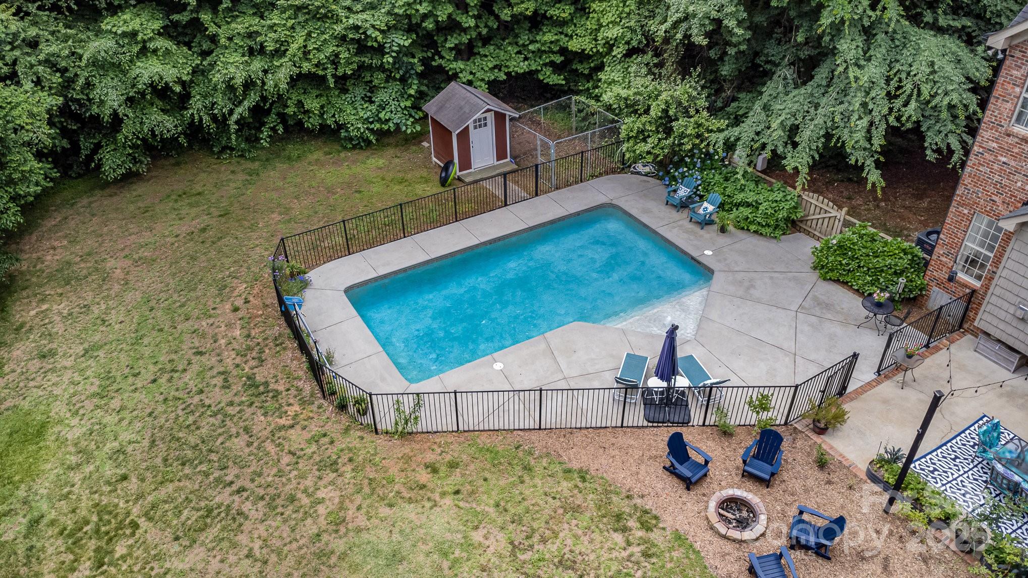 property viewer photo 36
