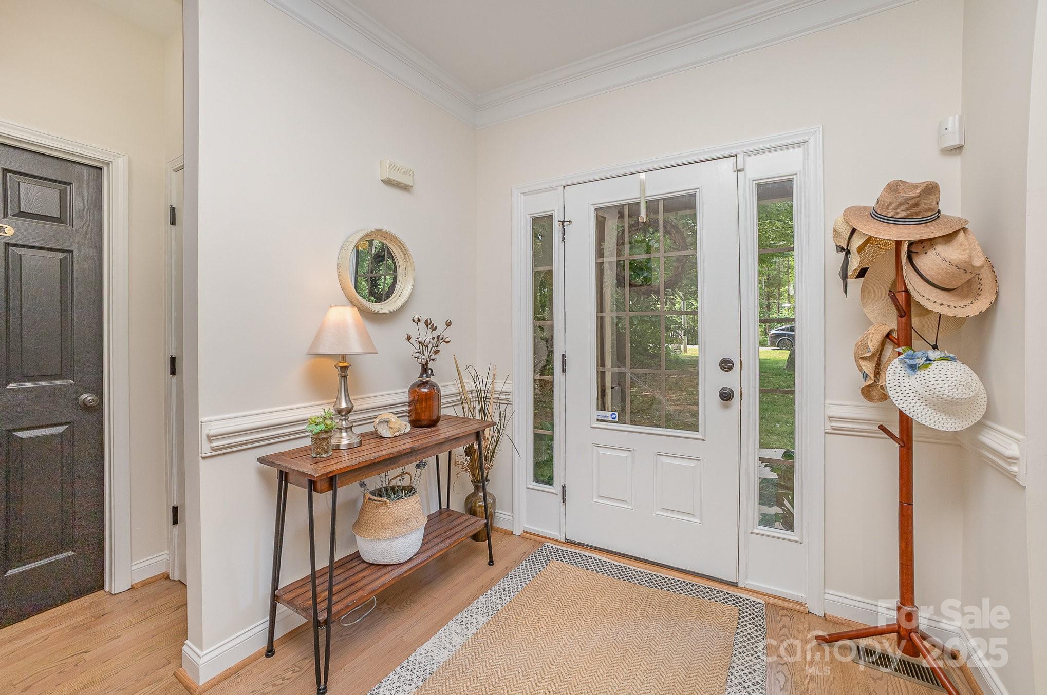 property viewer photo 7