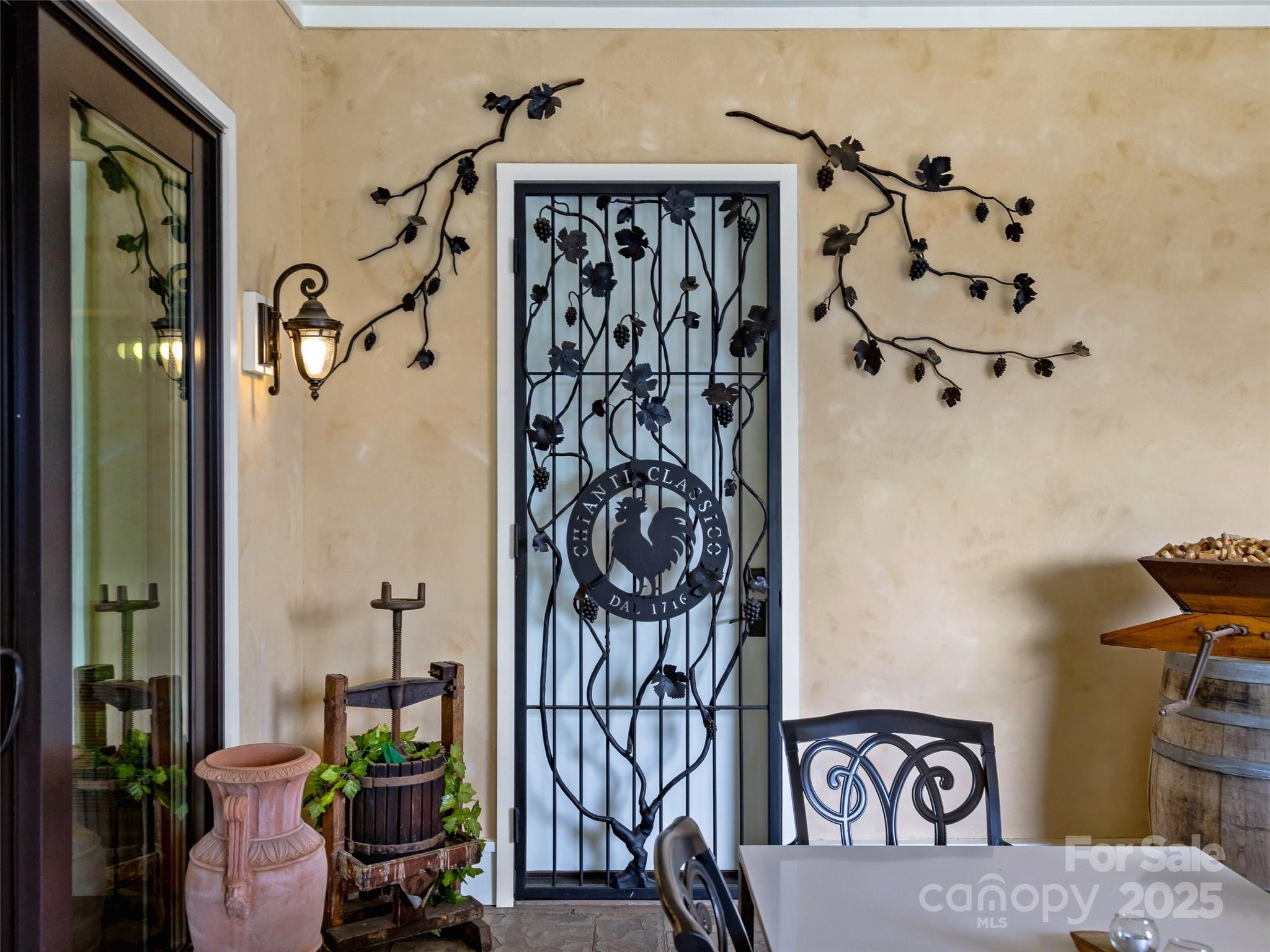 main property photo 40