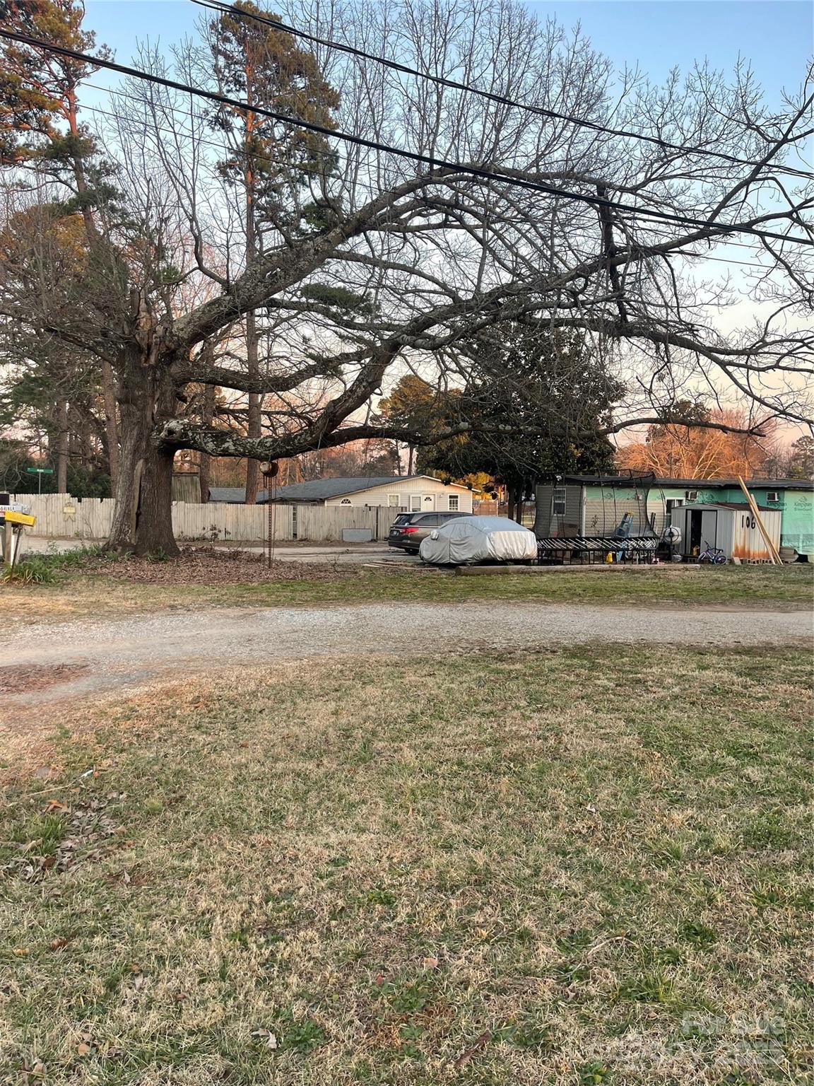 main property photo 6