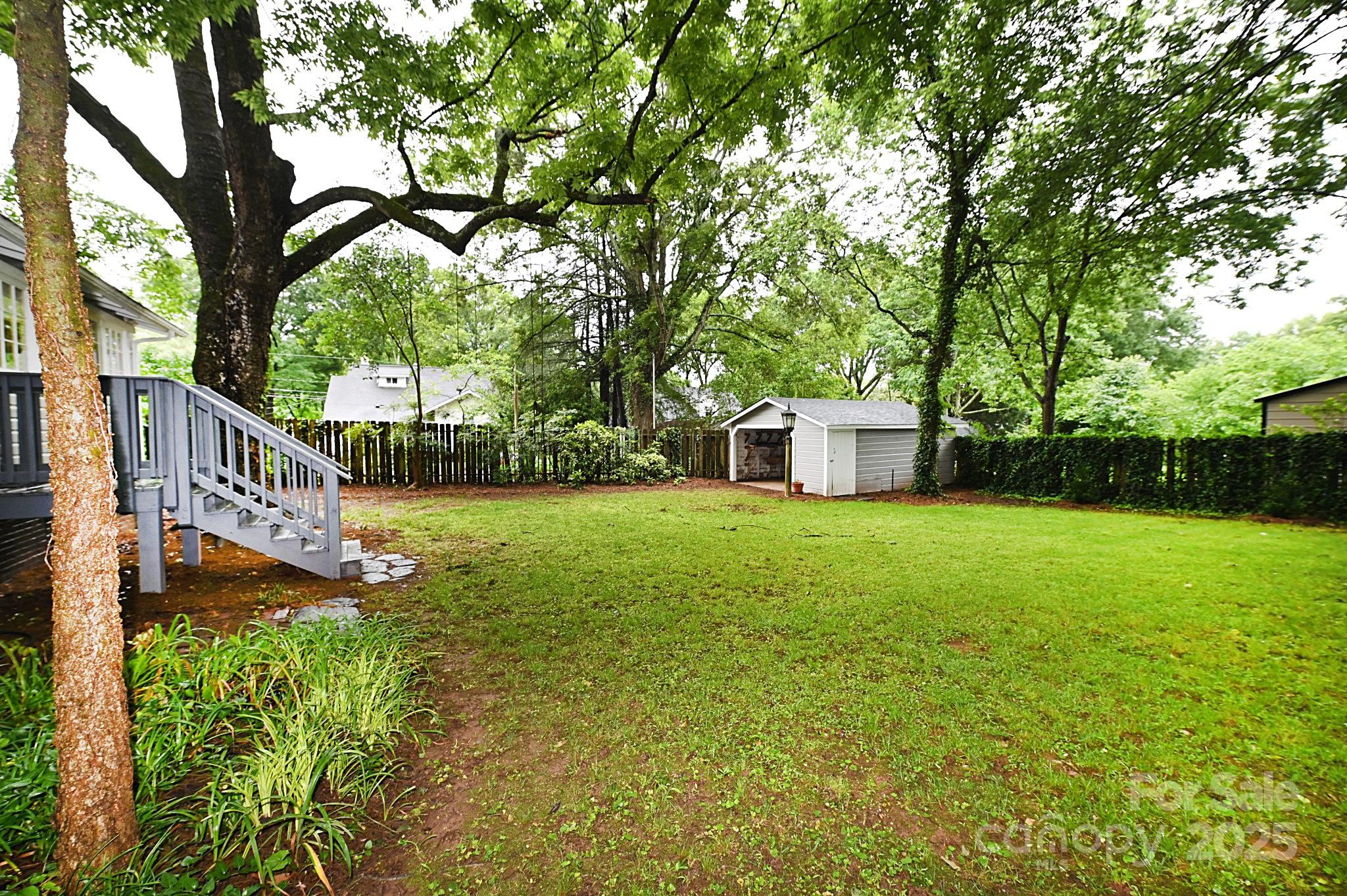 property viewer photo 5