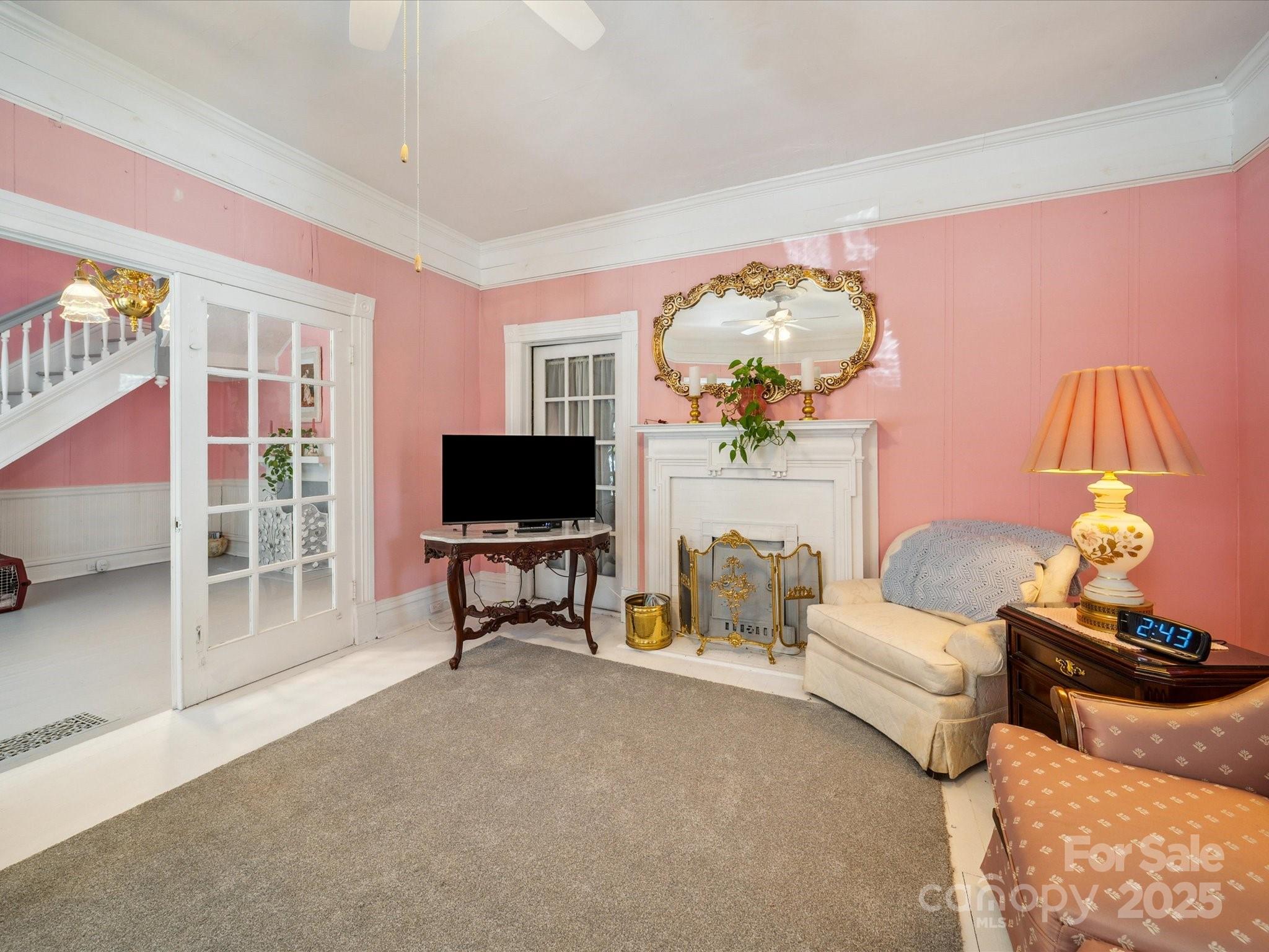 main property photo 5