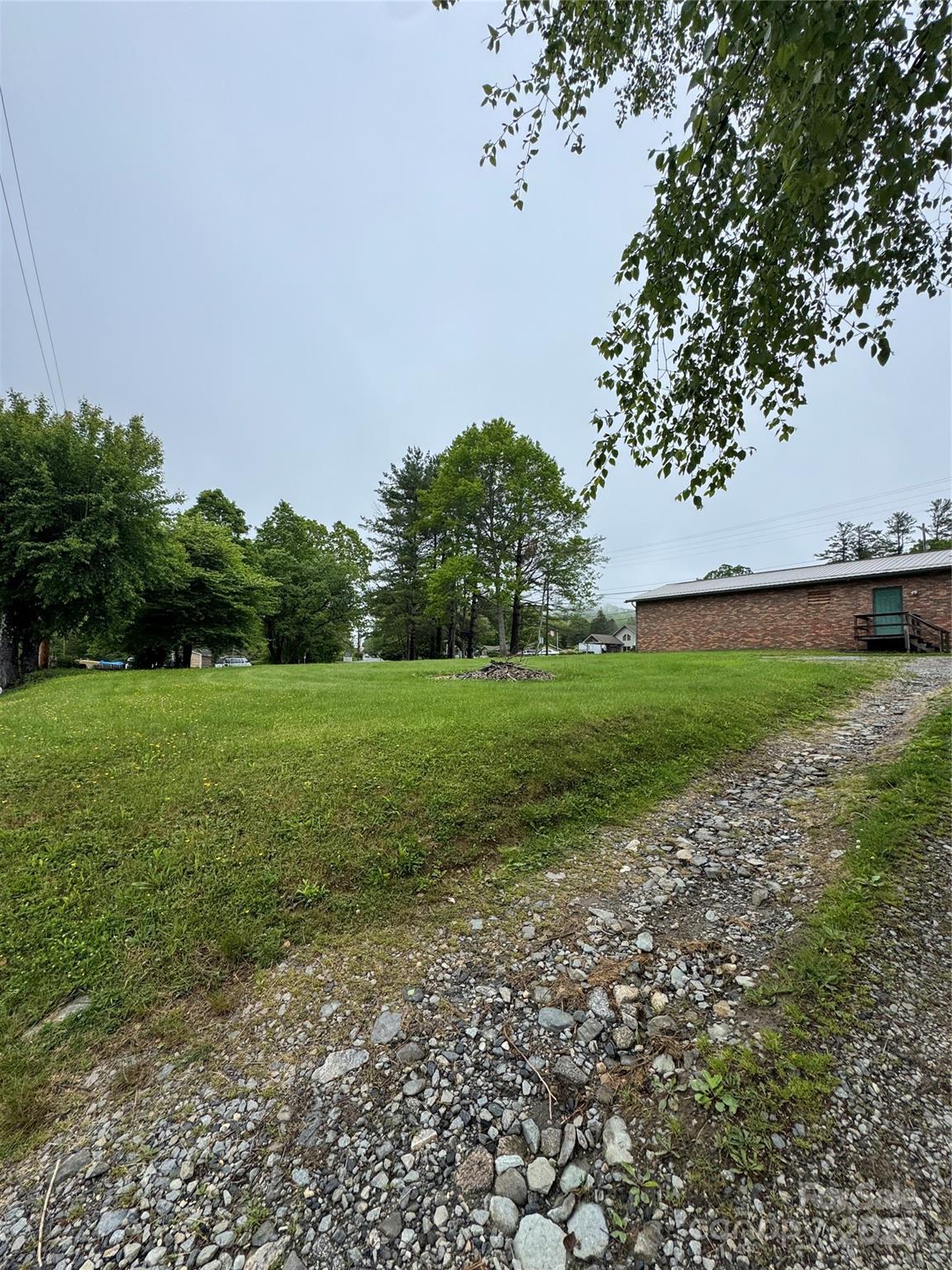 main property photo 12