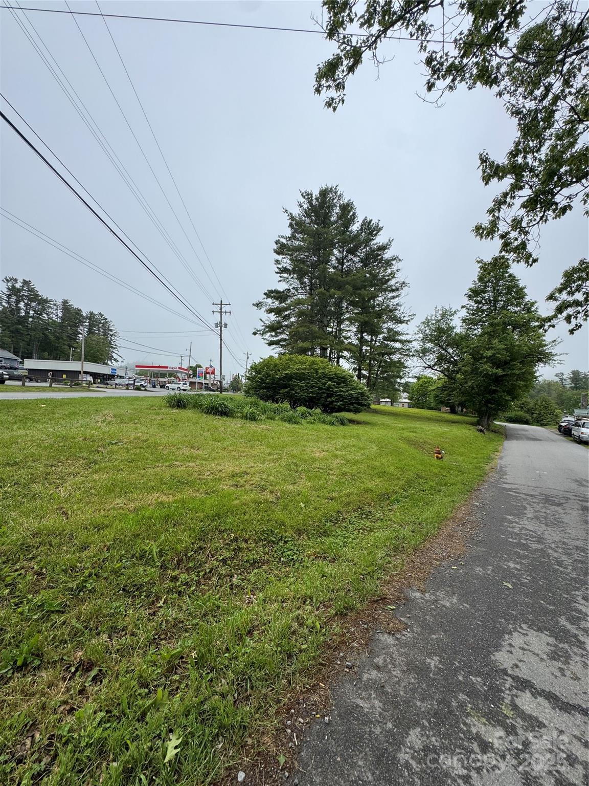 main property photo 14