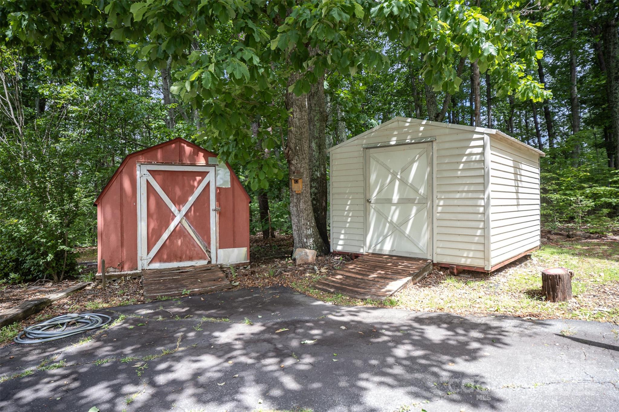 property viewer photo 19