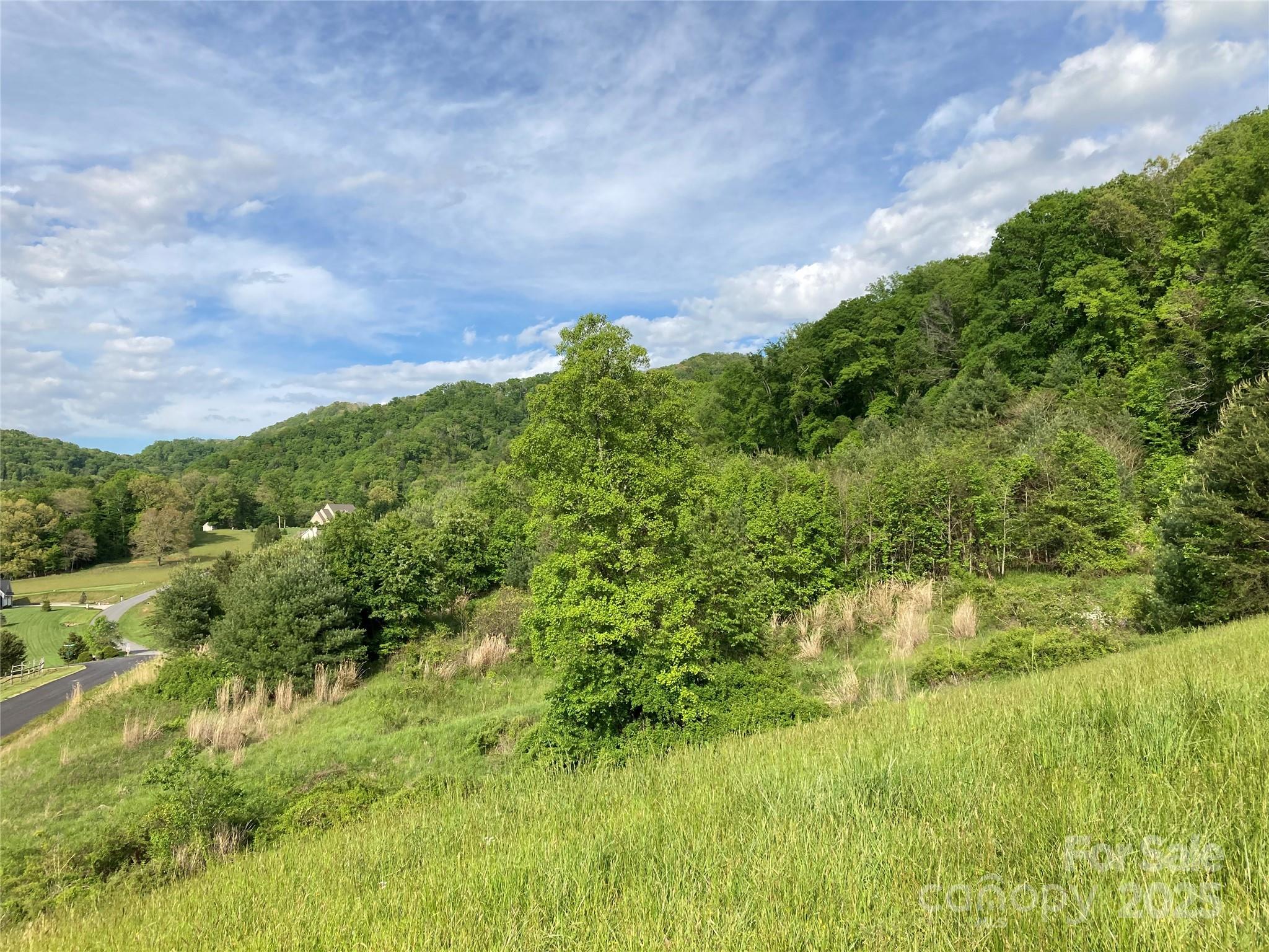 property viewer photo 7