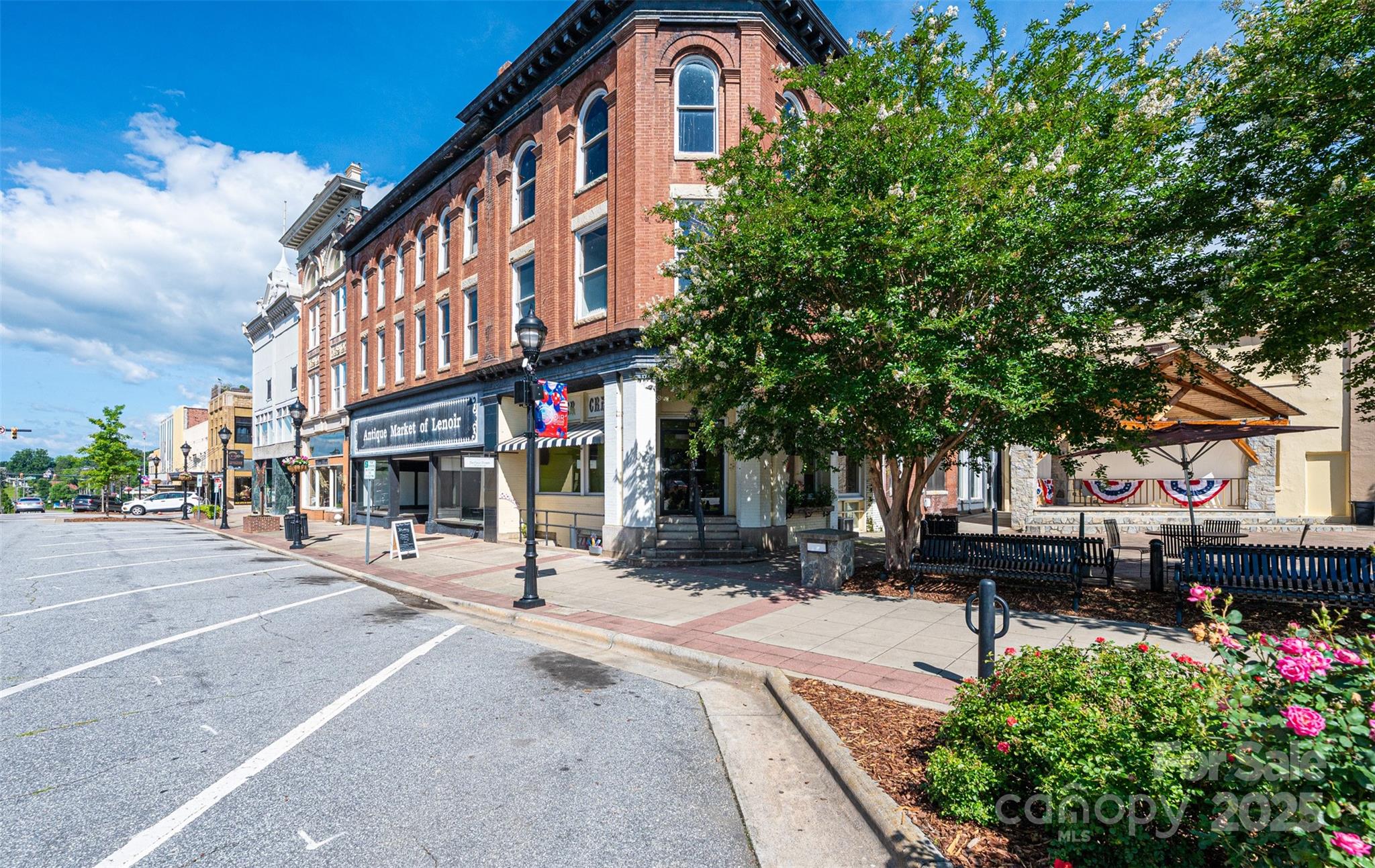 main property photo 42