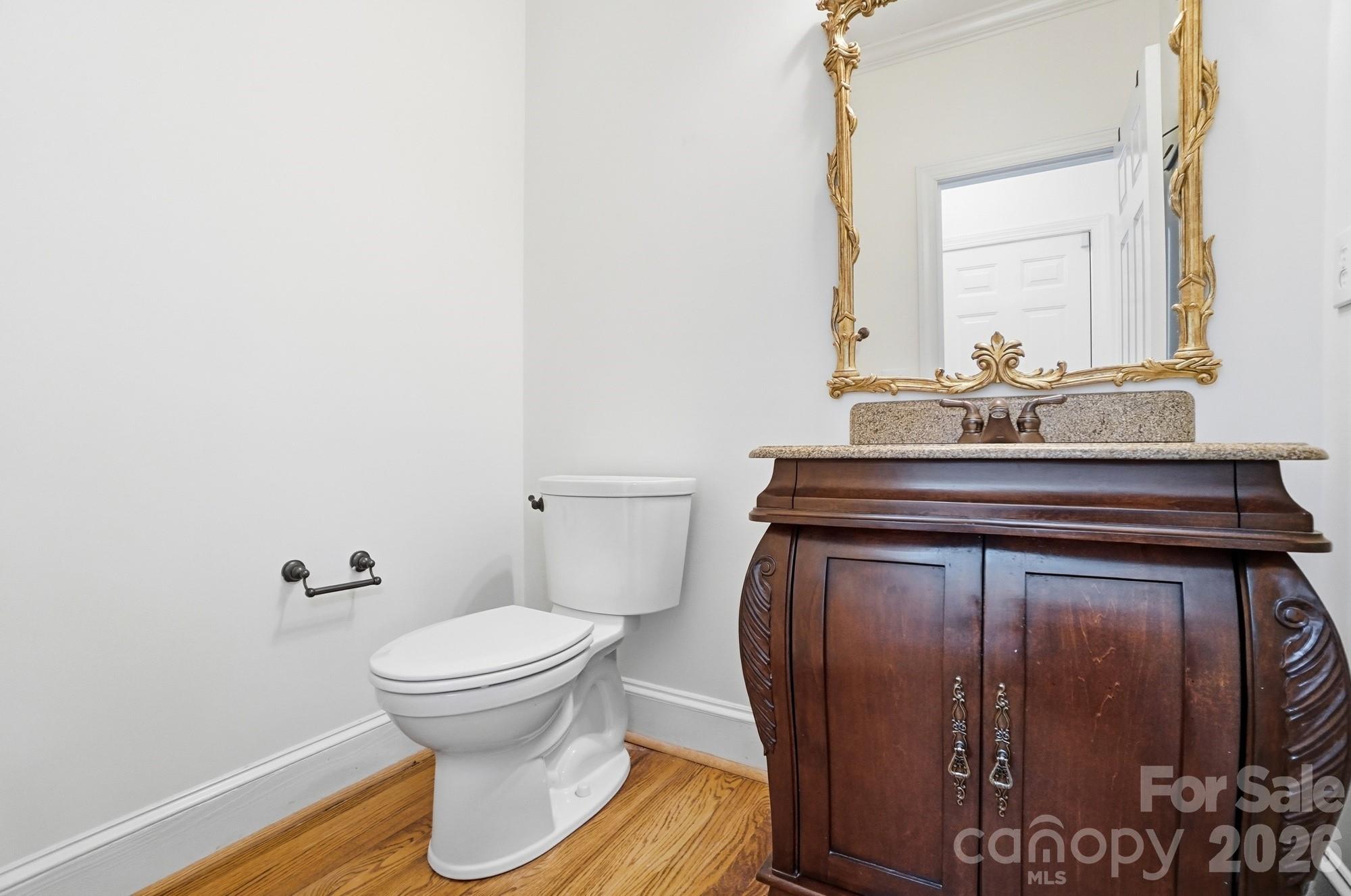 property viewer photo 22