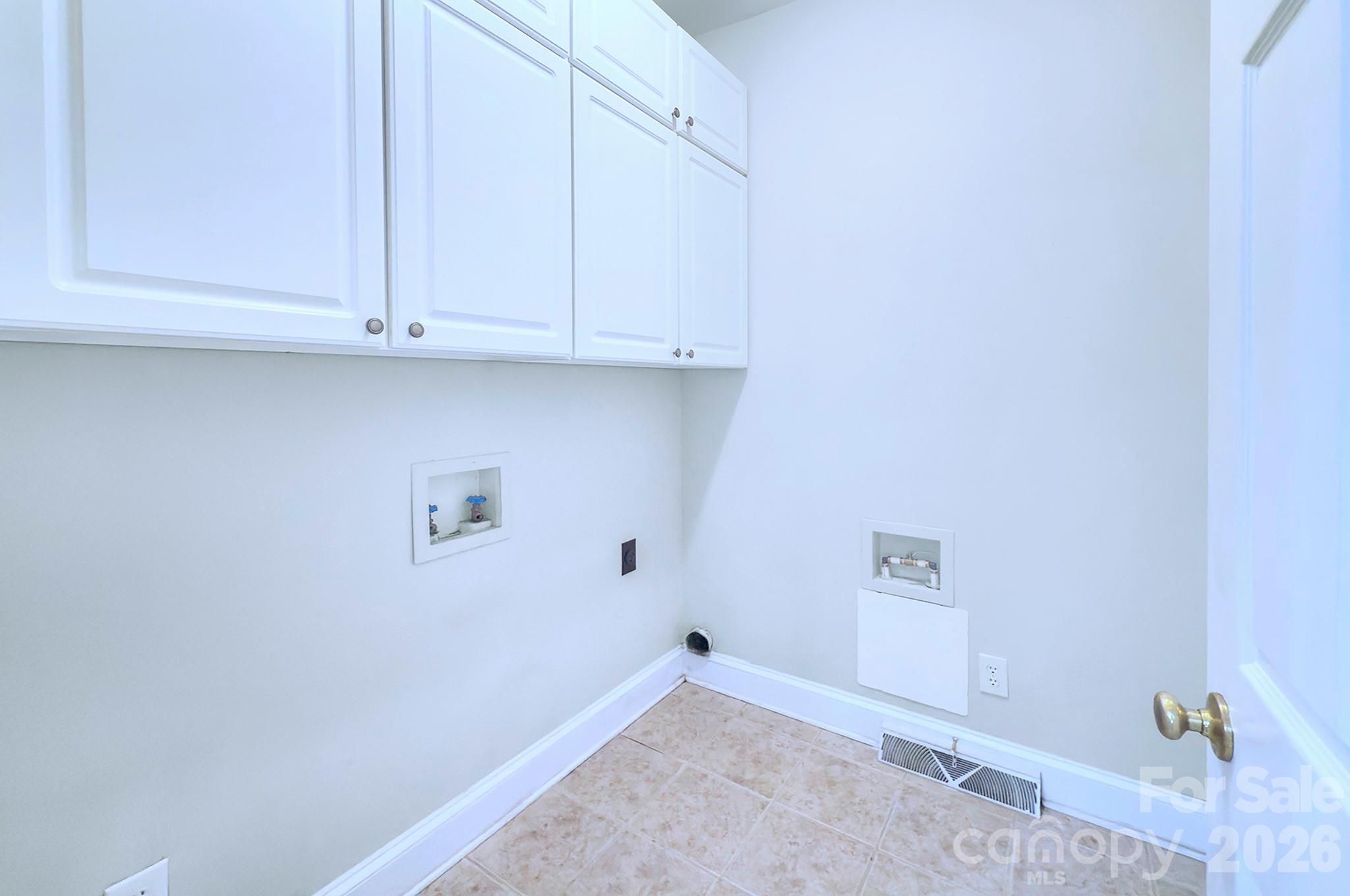 property viewer photo 23