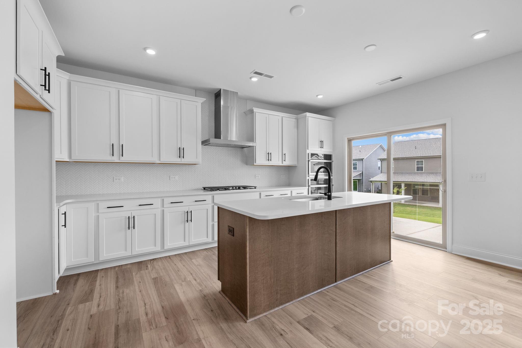 property viewer photo 17