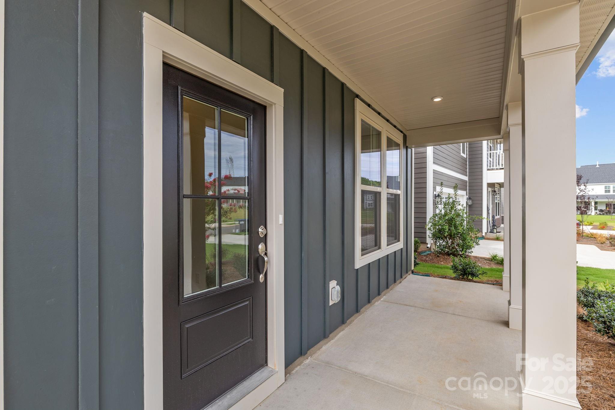 property viewer photo 2