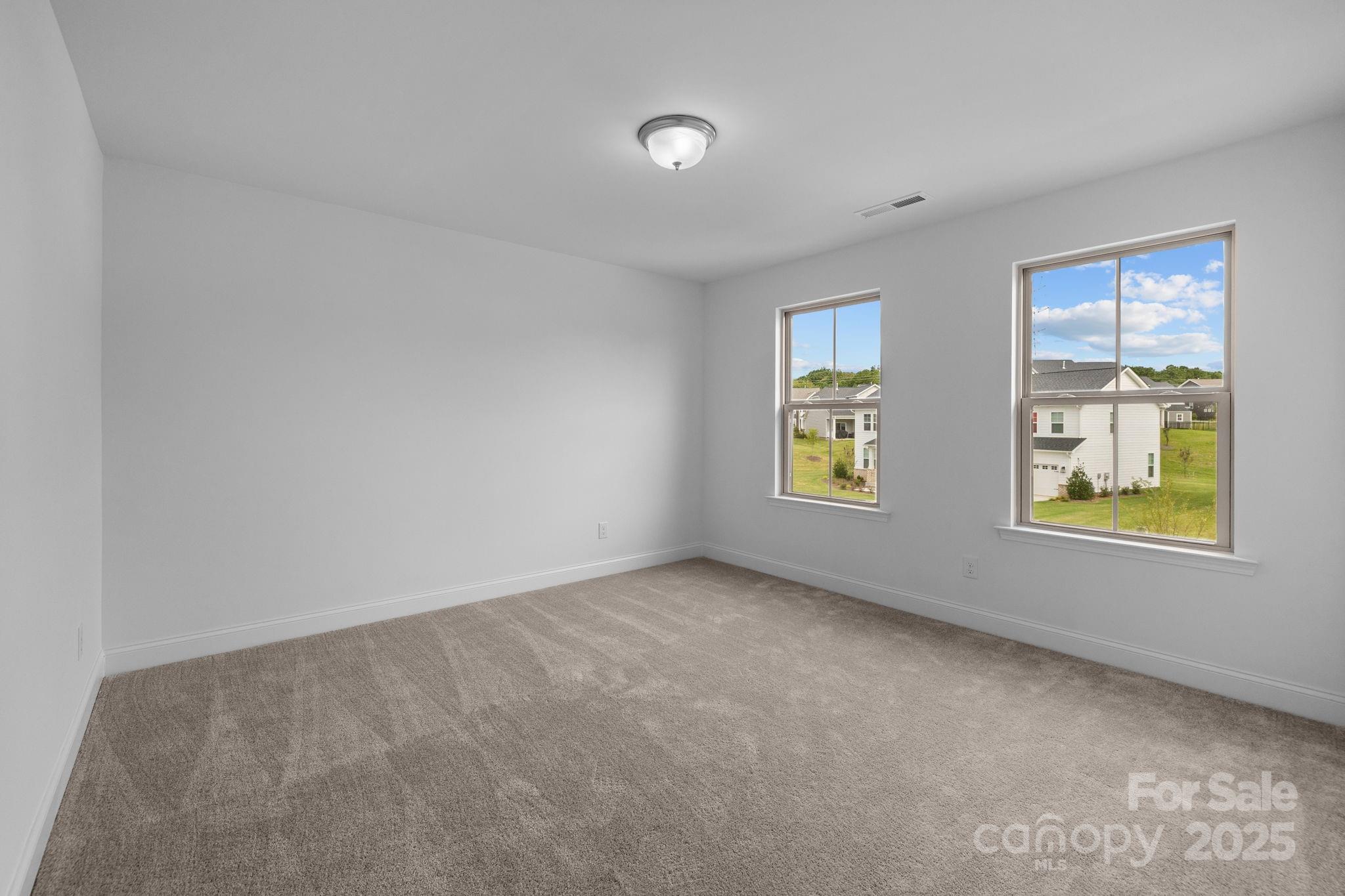 property viewer photo 27