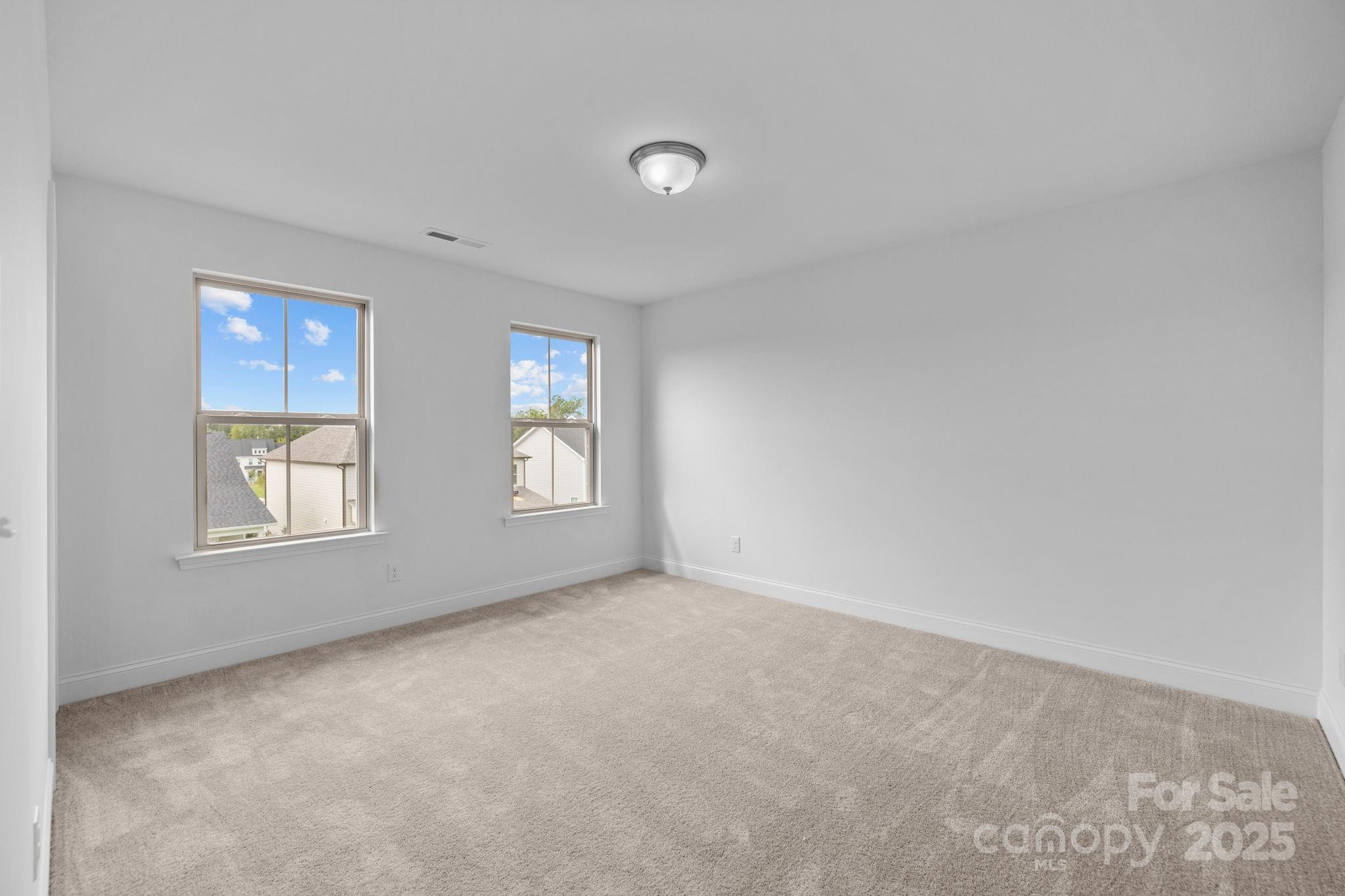 property viewer photo 29