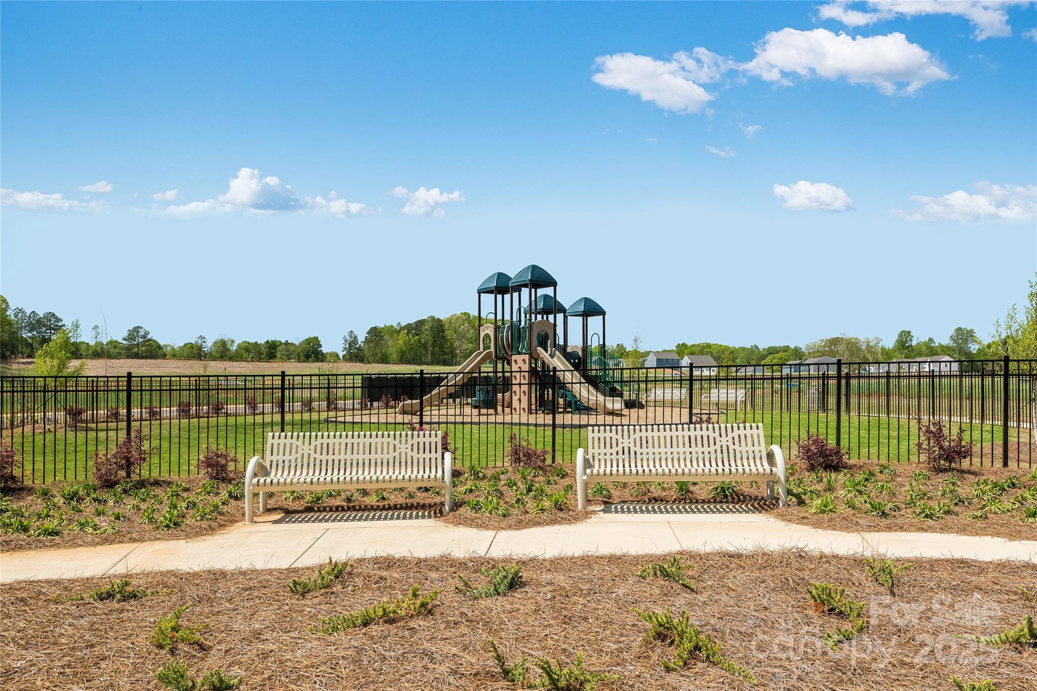 property viewer photo 16
