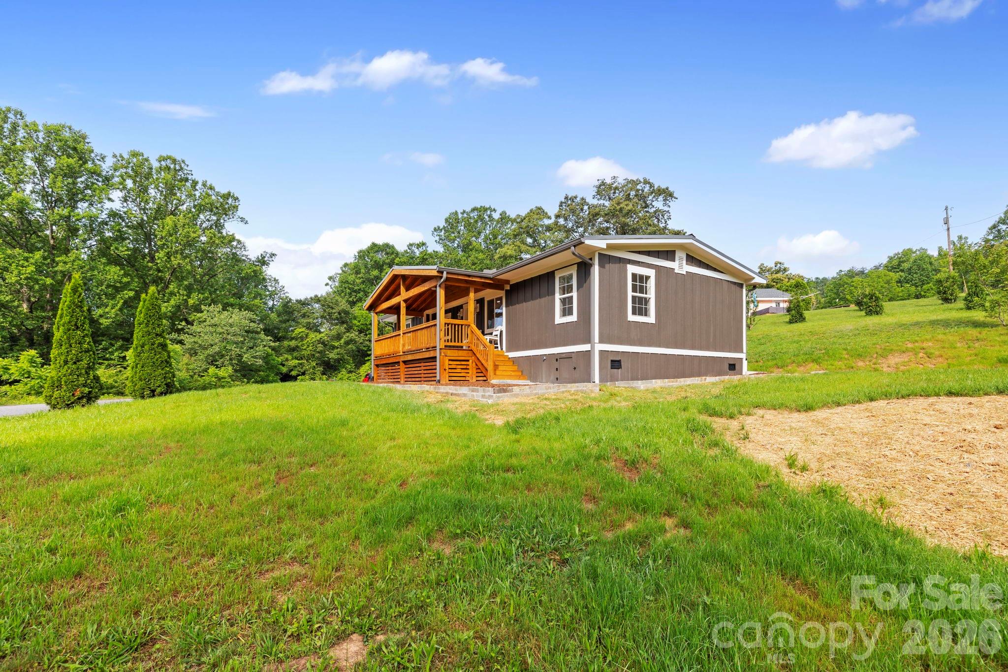 main property photo 23