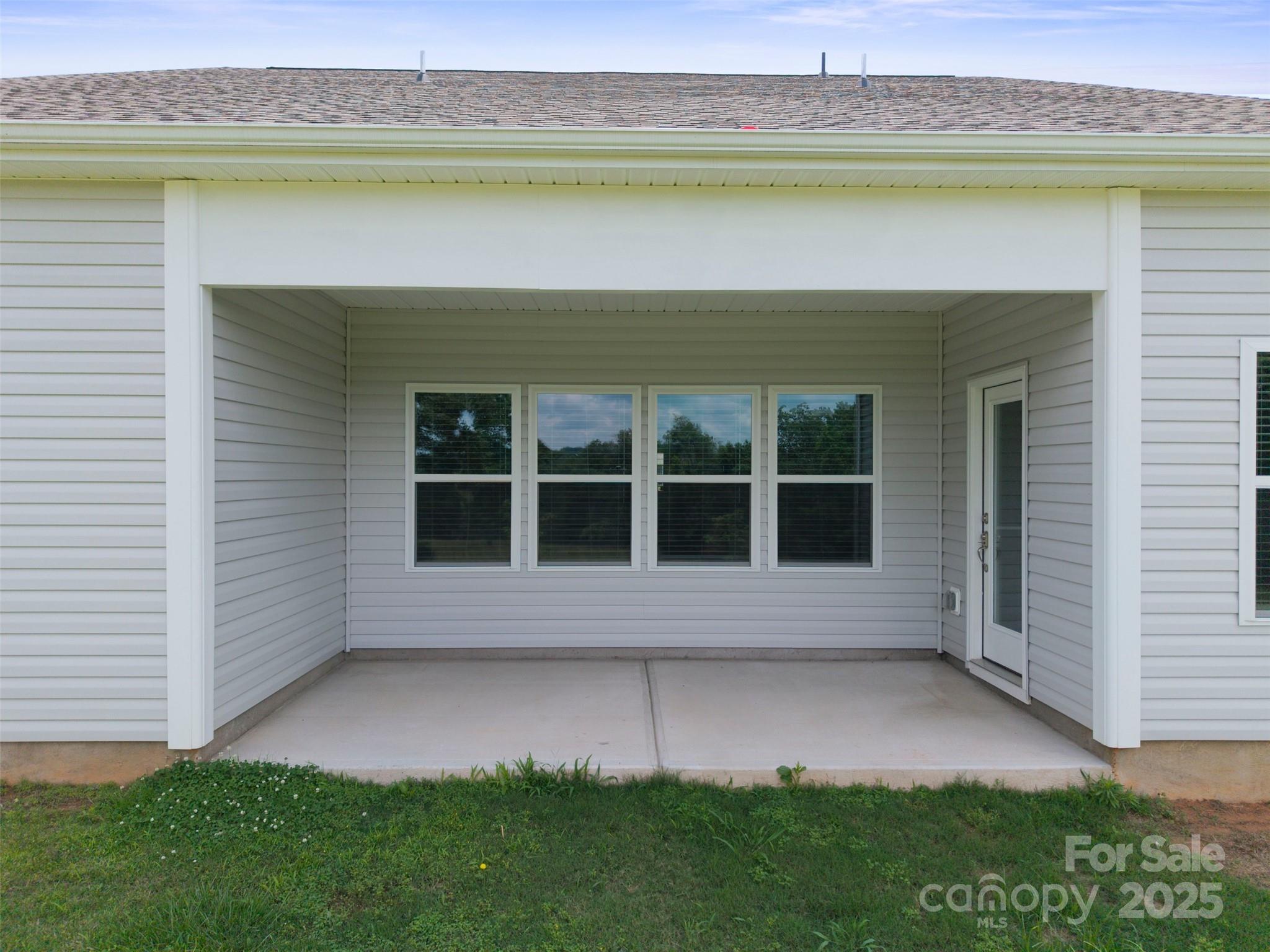 main property photo 44
