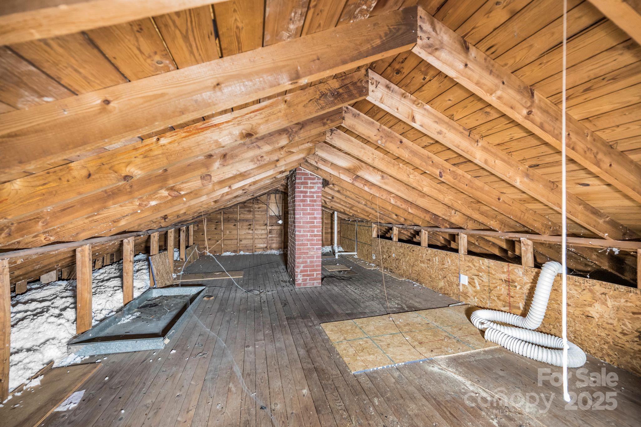 property viewer photo 24