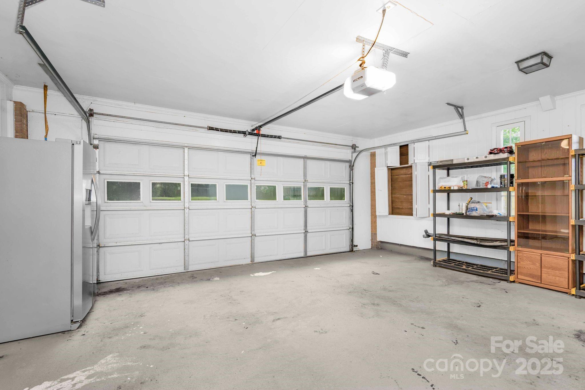 property viewer photo 26