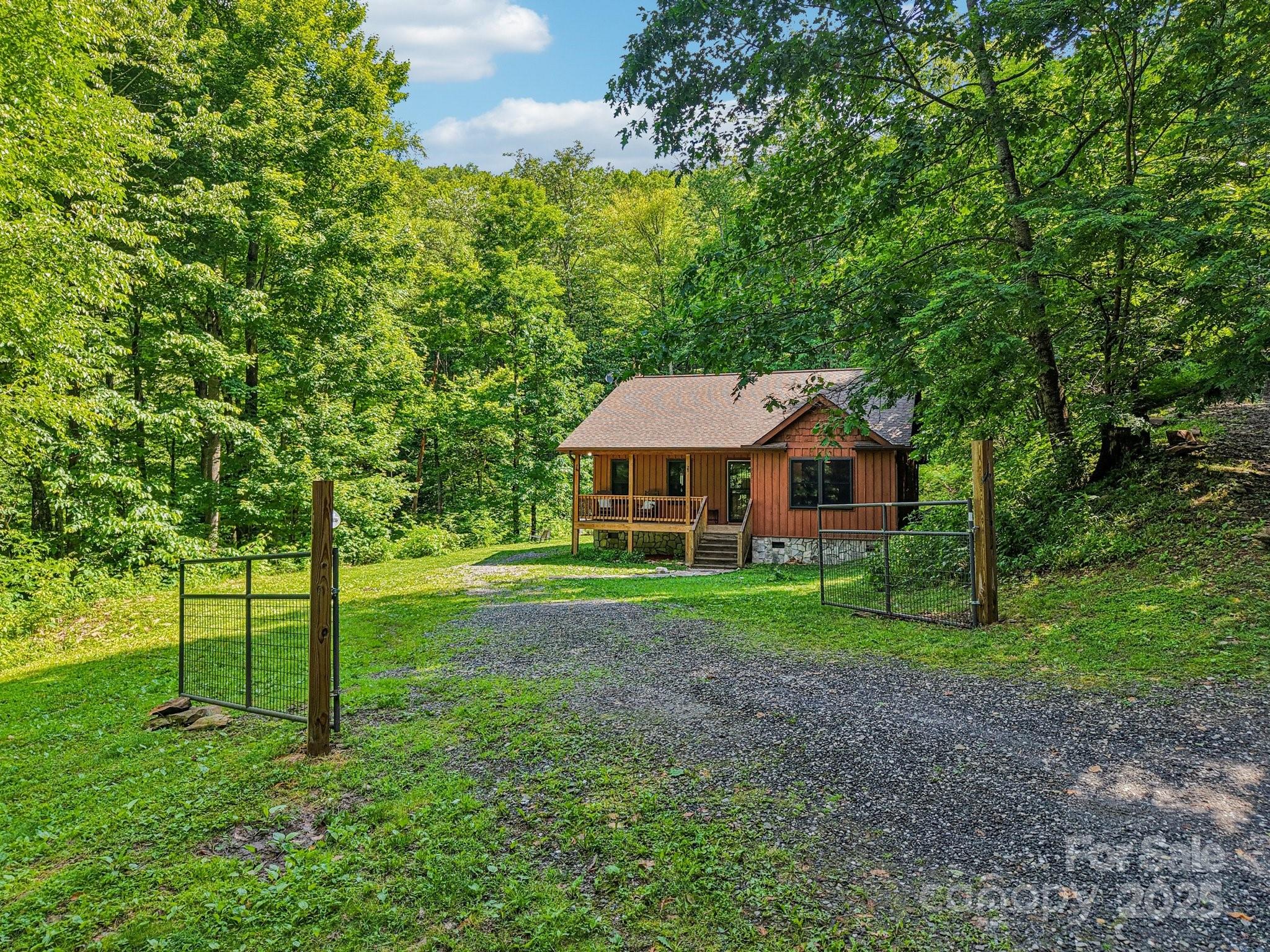 main property photo 33