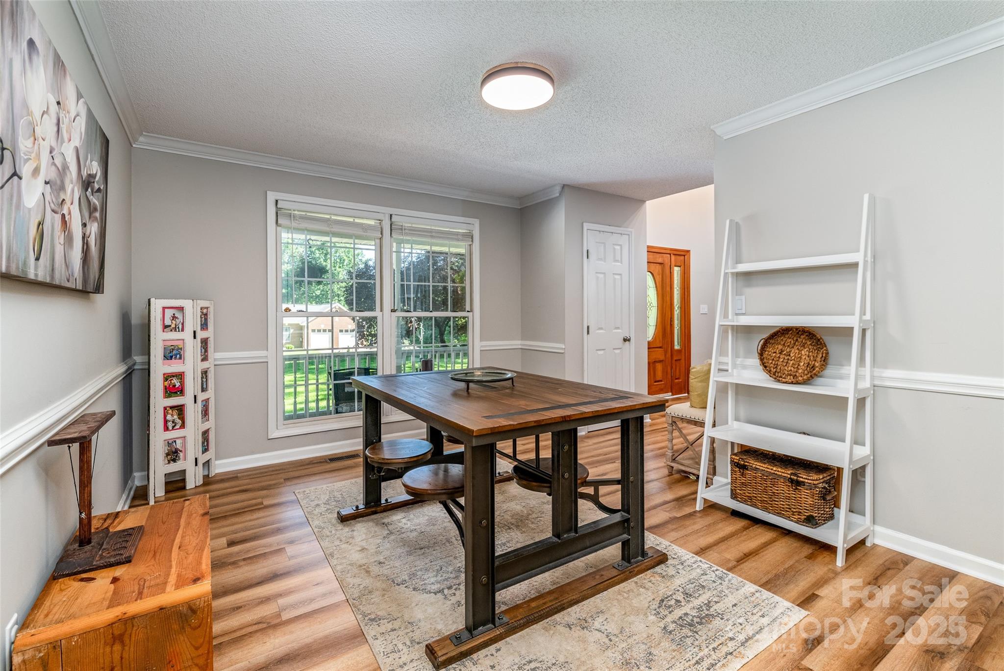 property viewer photo 6