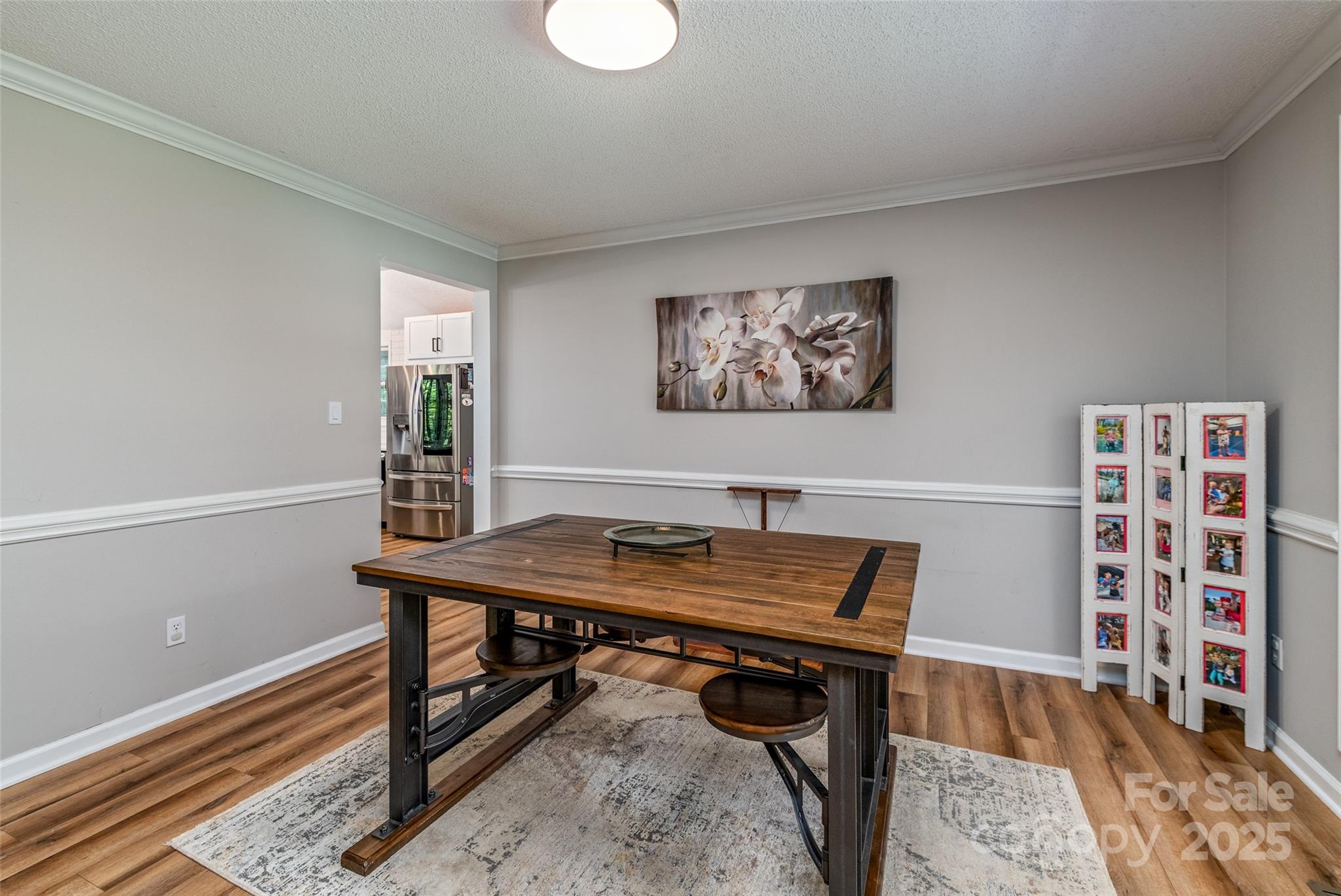 property viewer photo 7