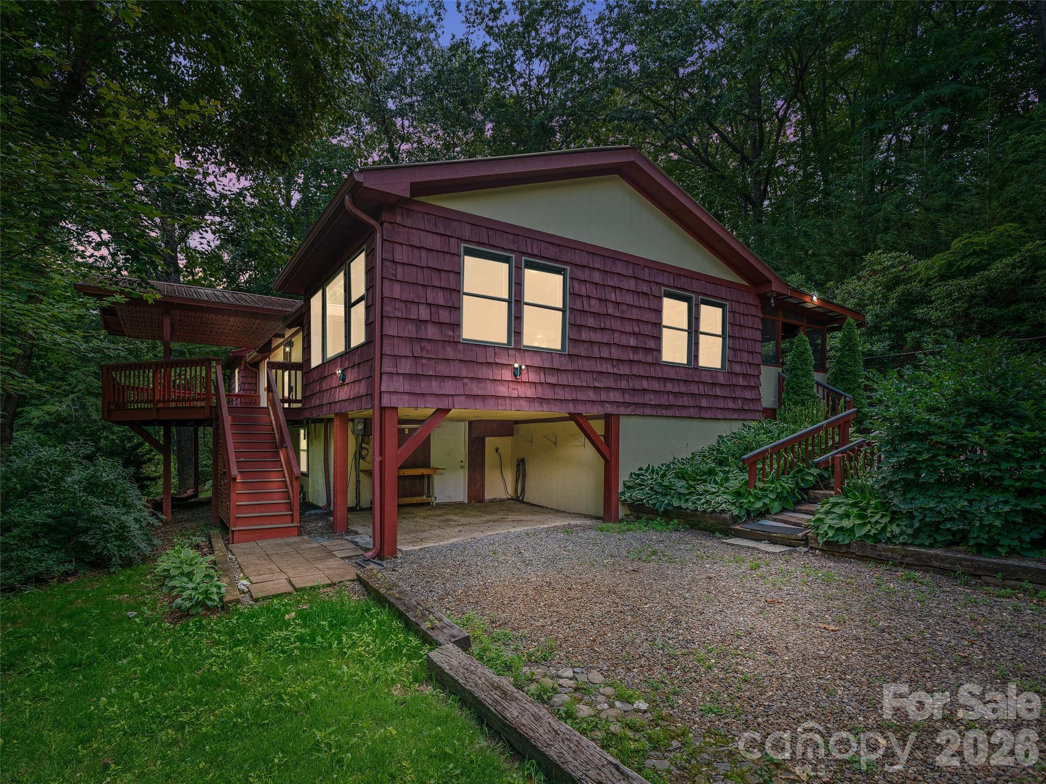 main property photo 25