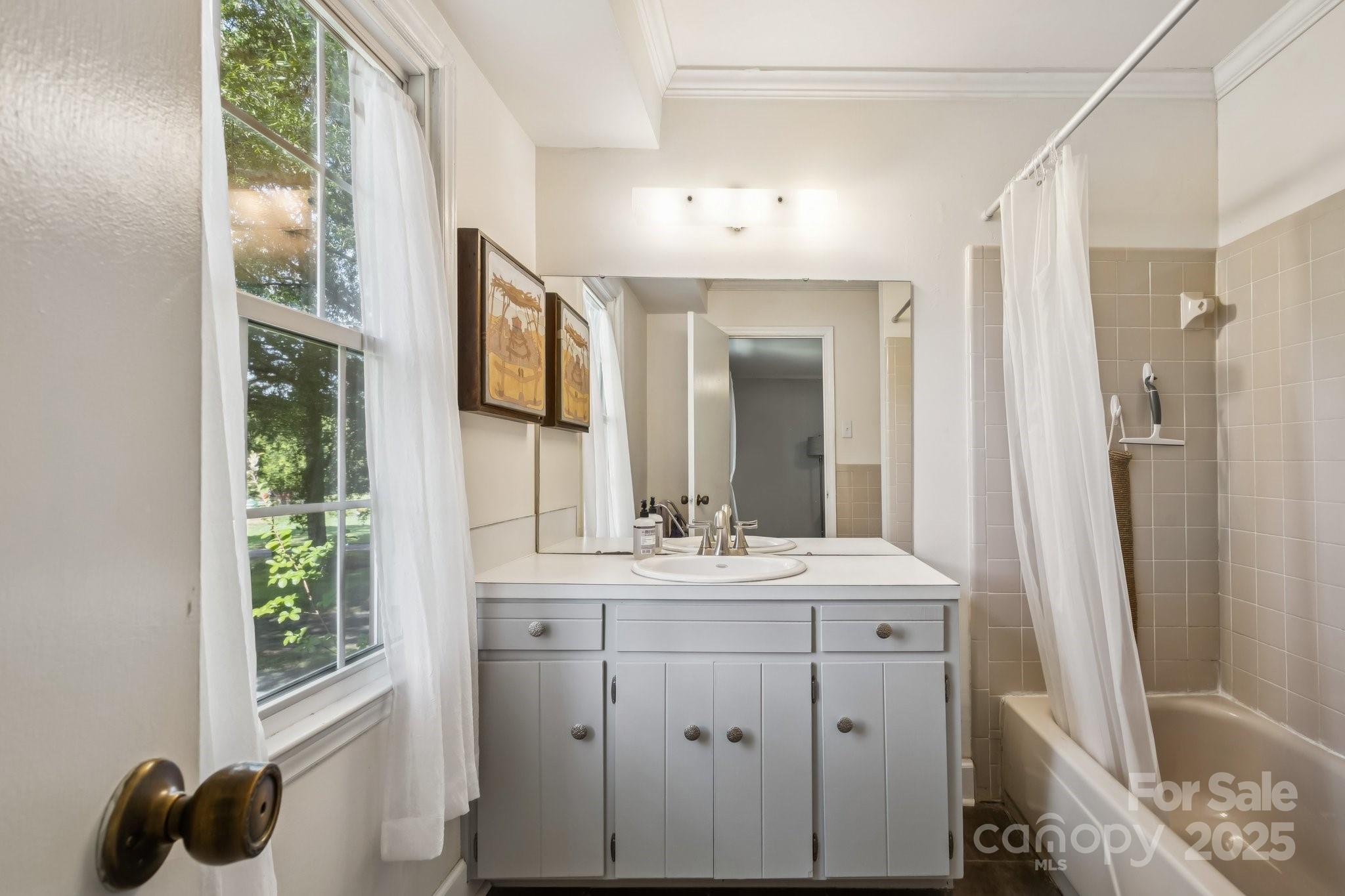property viewer photo 21