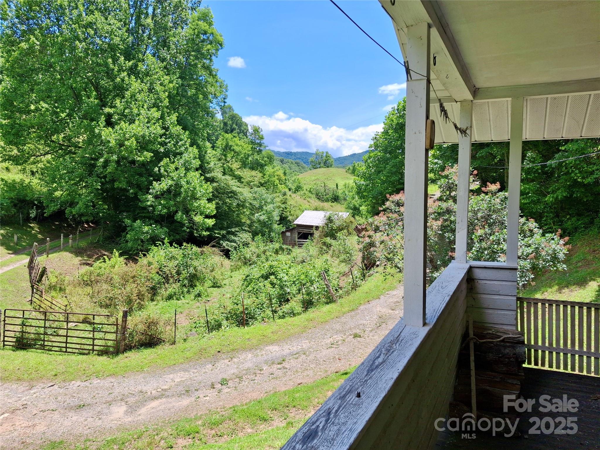 main property photo 14