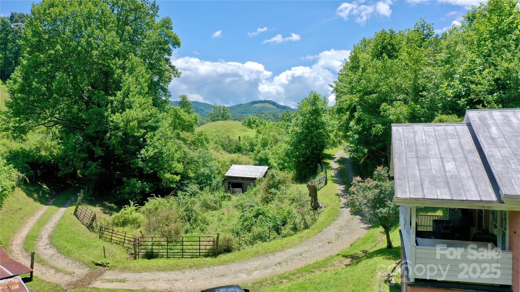 main property photo 7