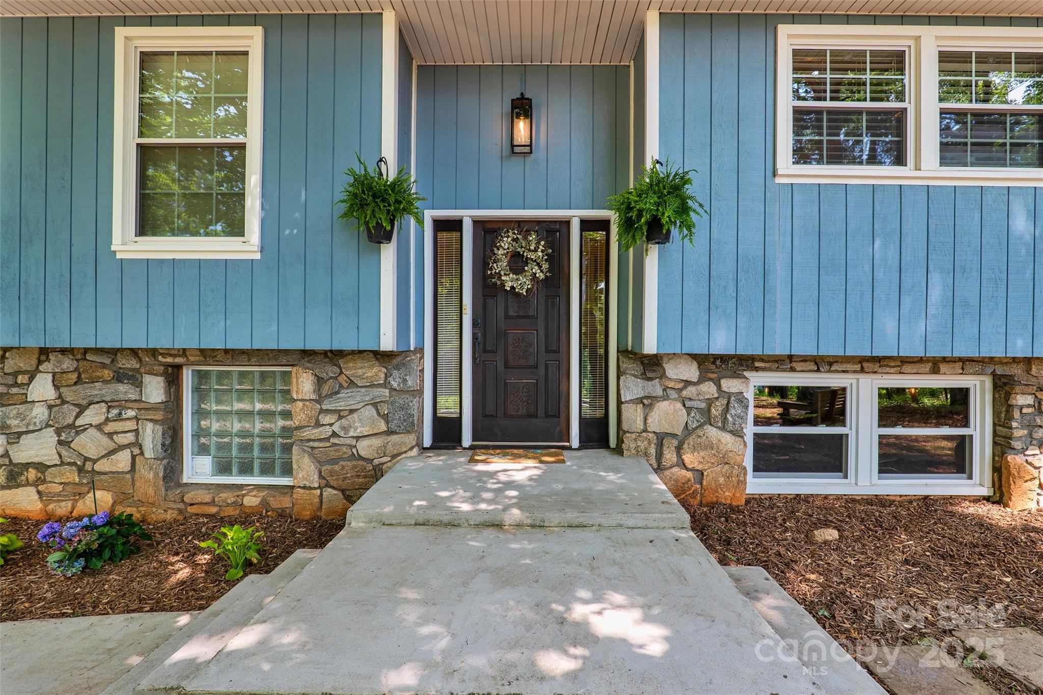 property viewer photo 1