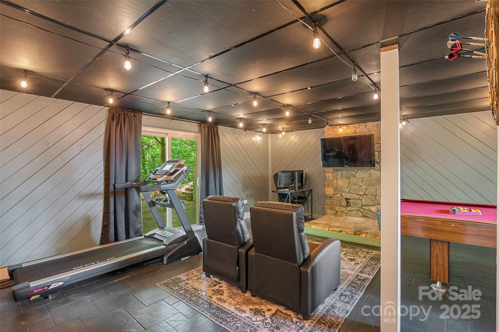 property viewer photo 17