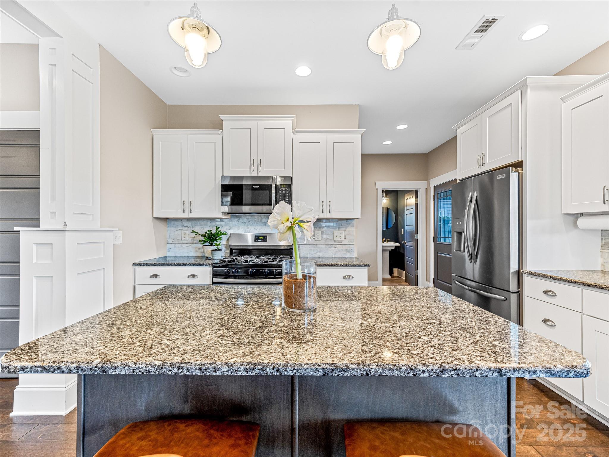 property viewer photo 22