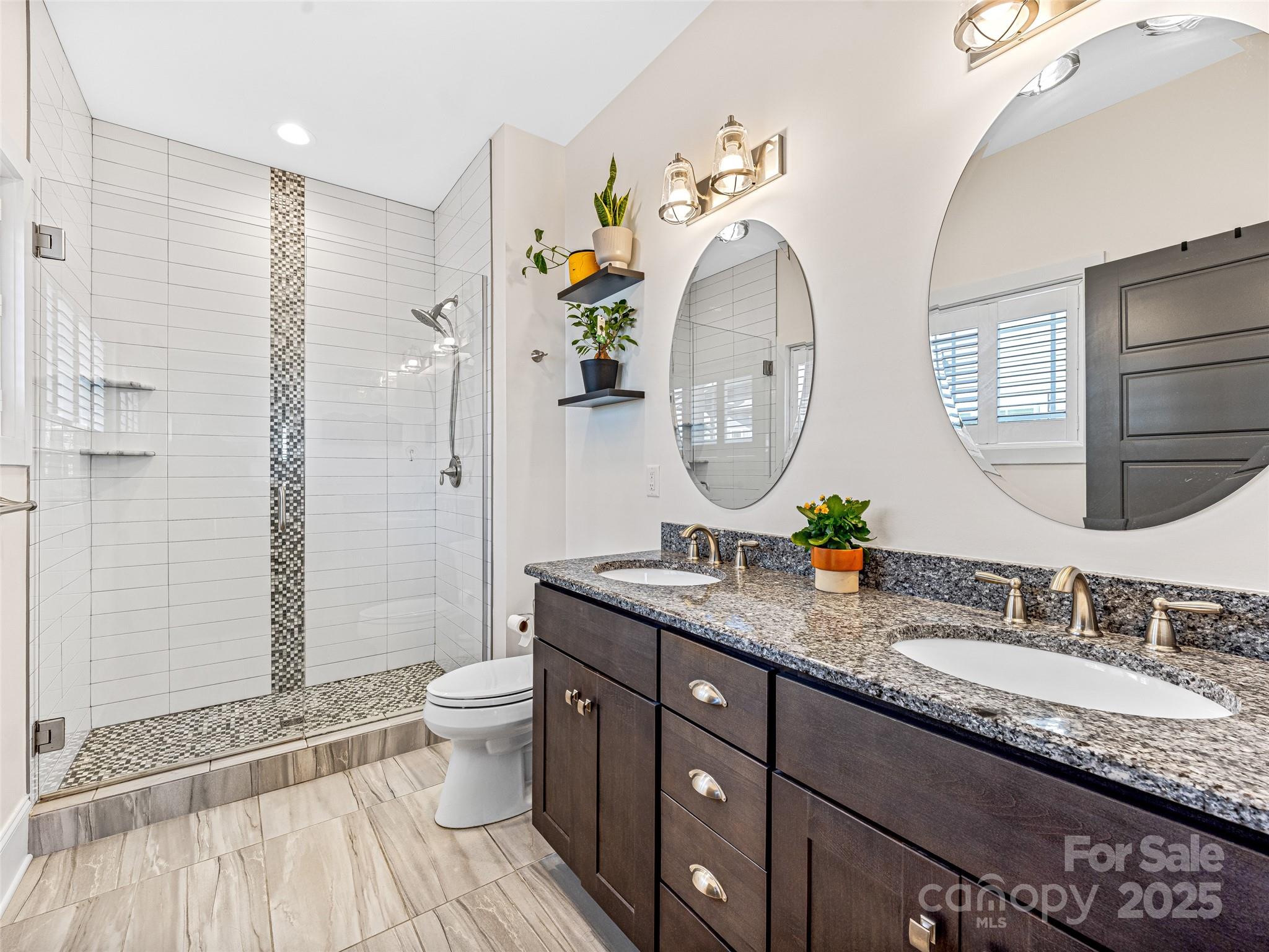 property viewer photo 29