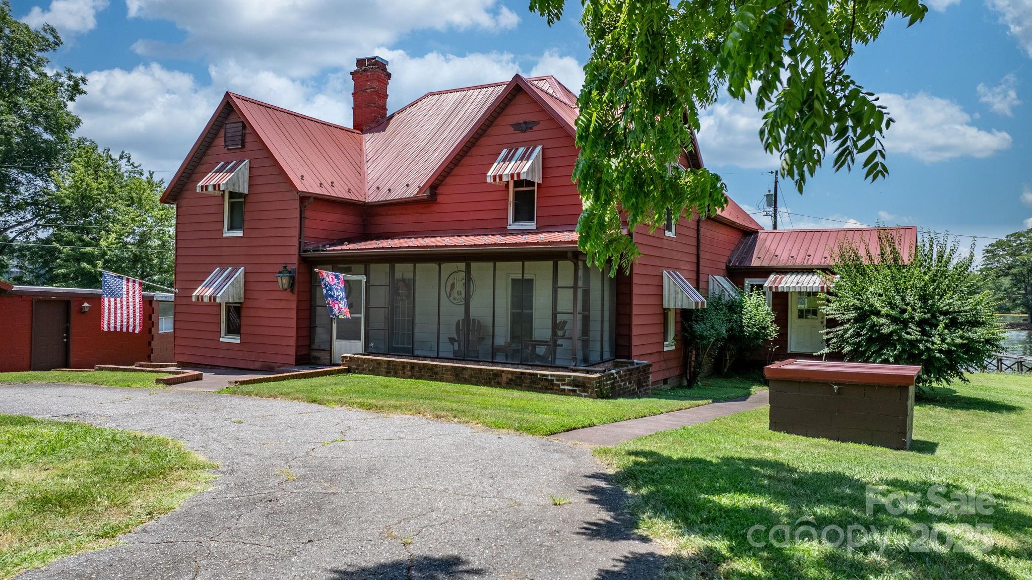 main property photo 2