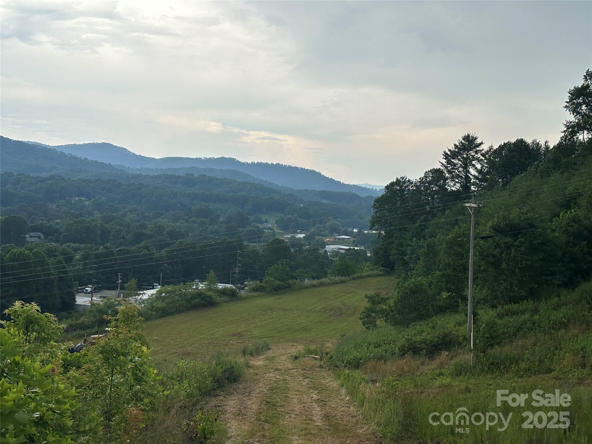 main property photo 10