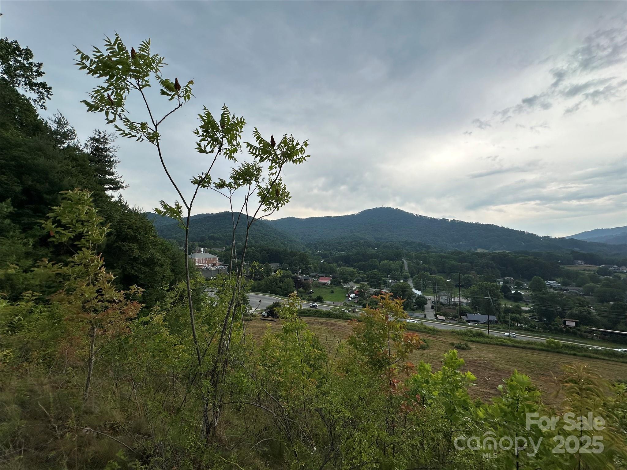 main property photo 11