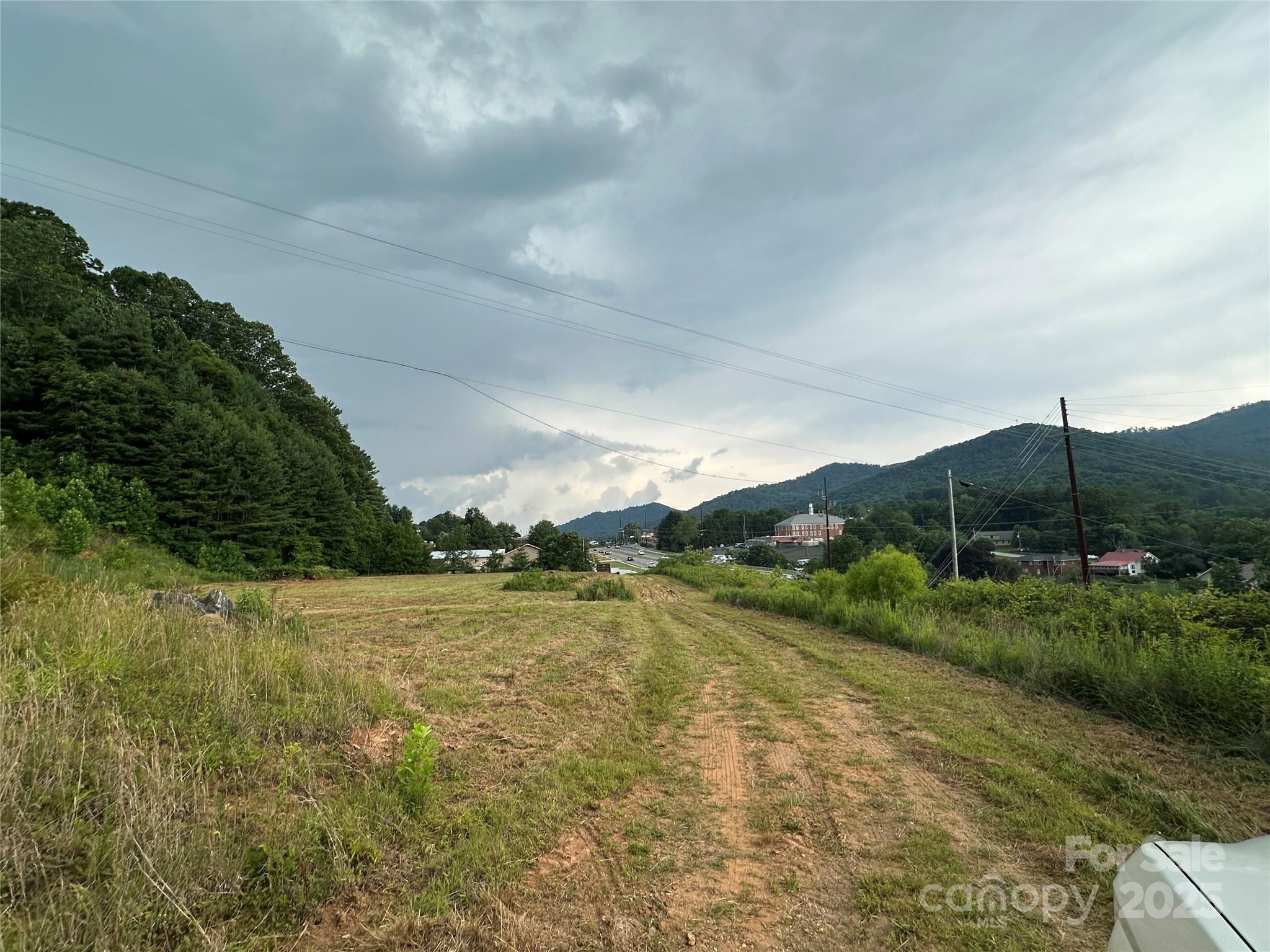 main property photo 7