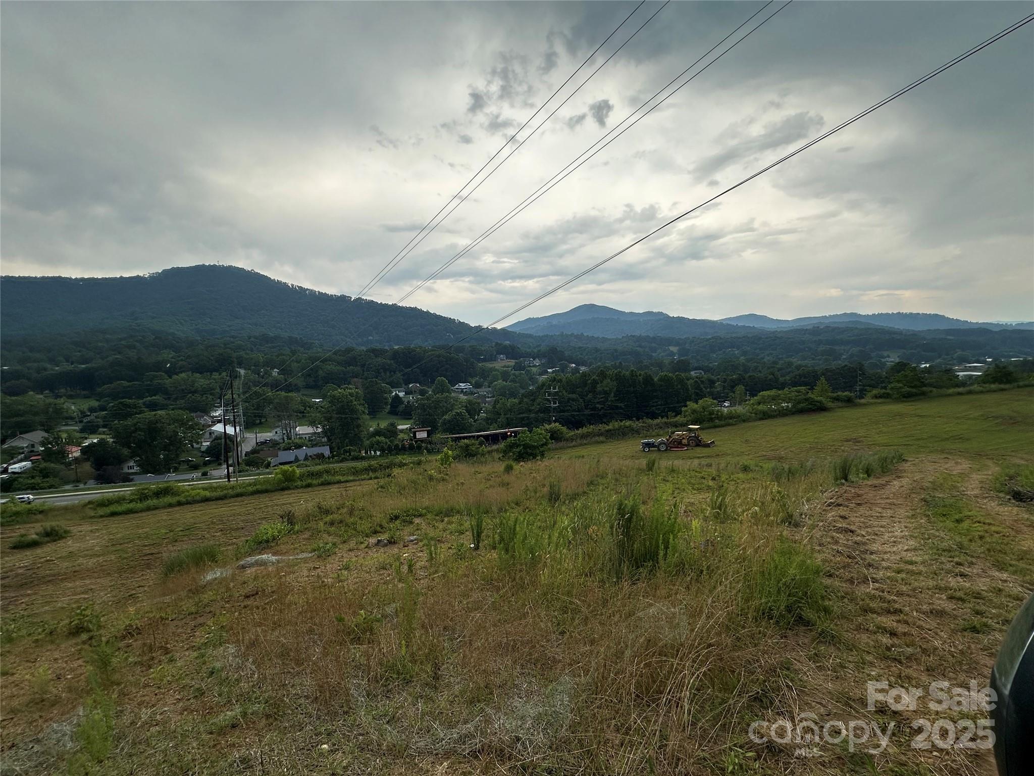 main property photo 8