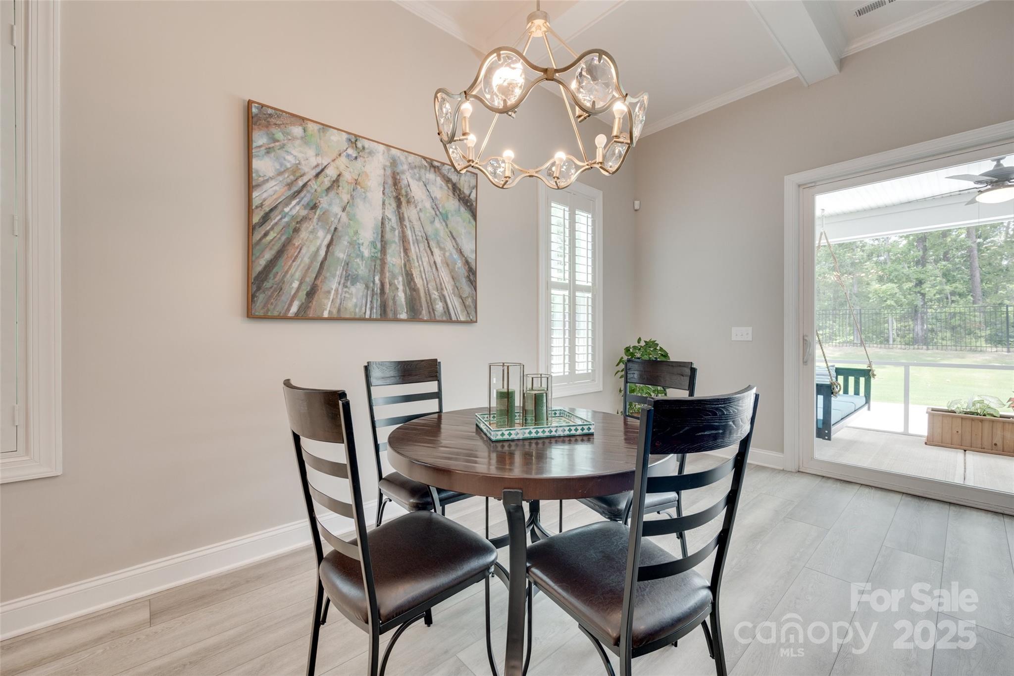 property viewer photo 15