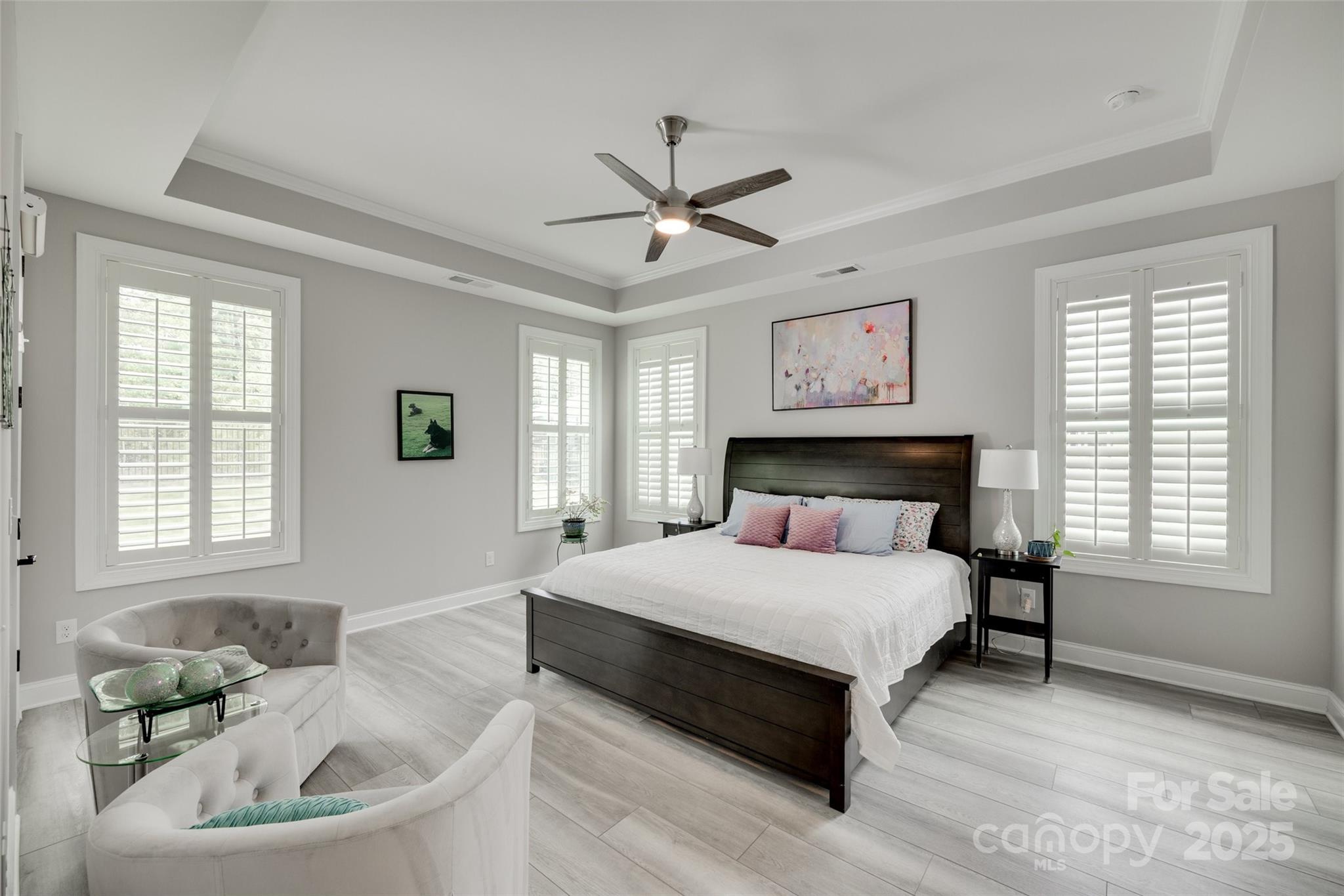 property viewer photo 17