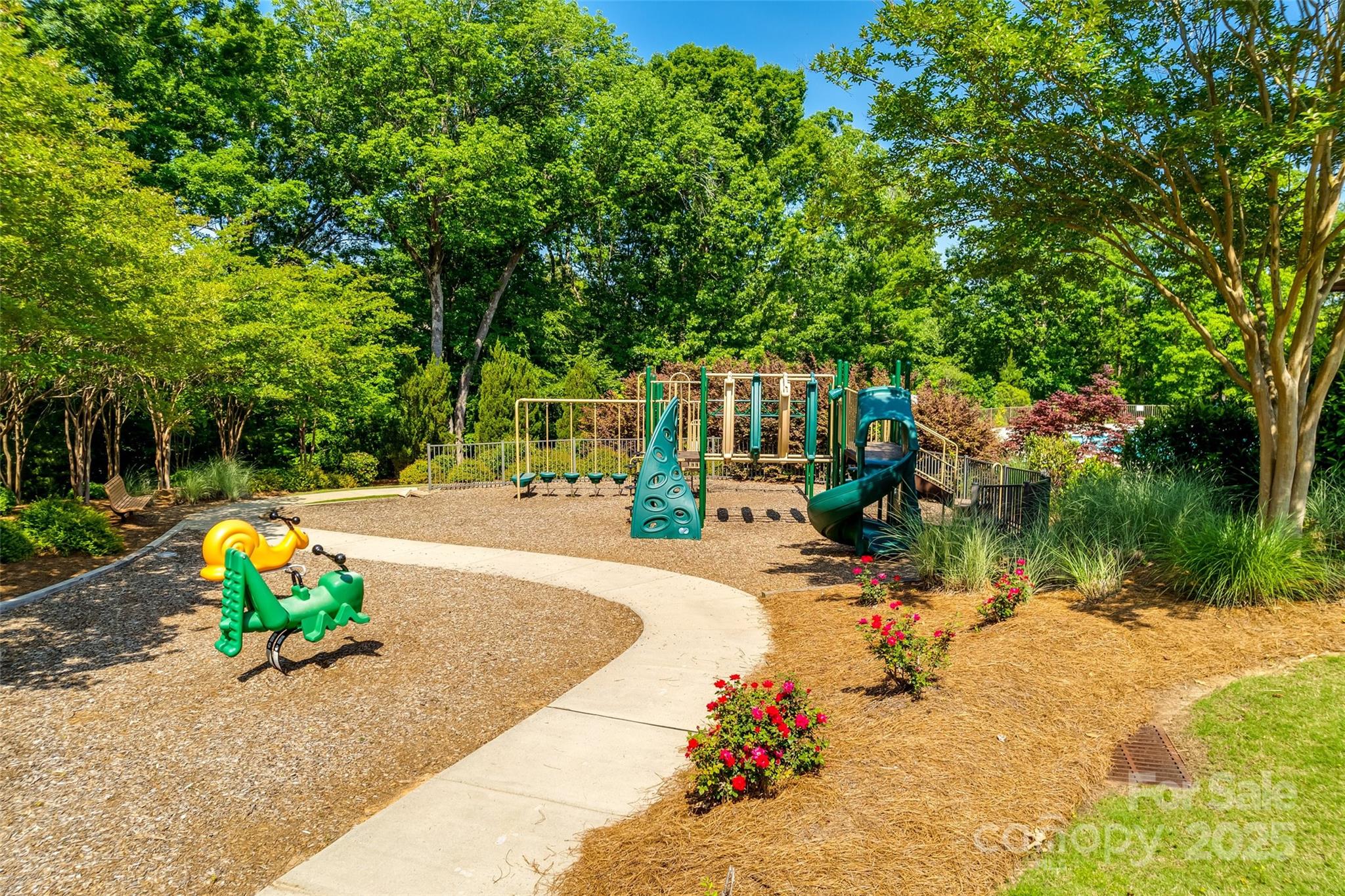 property viewer photo 34